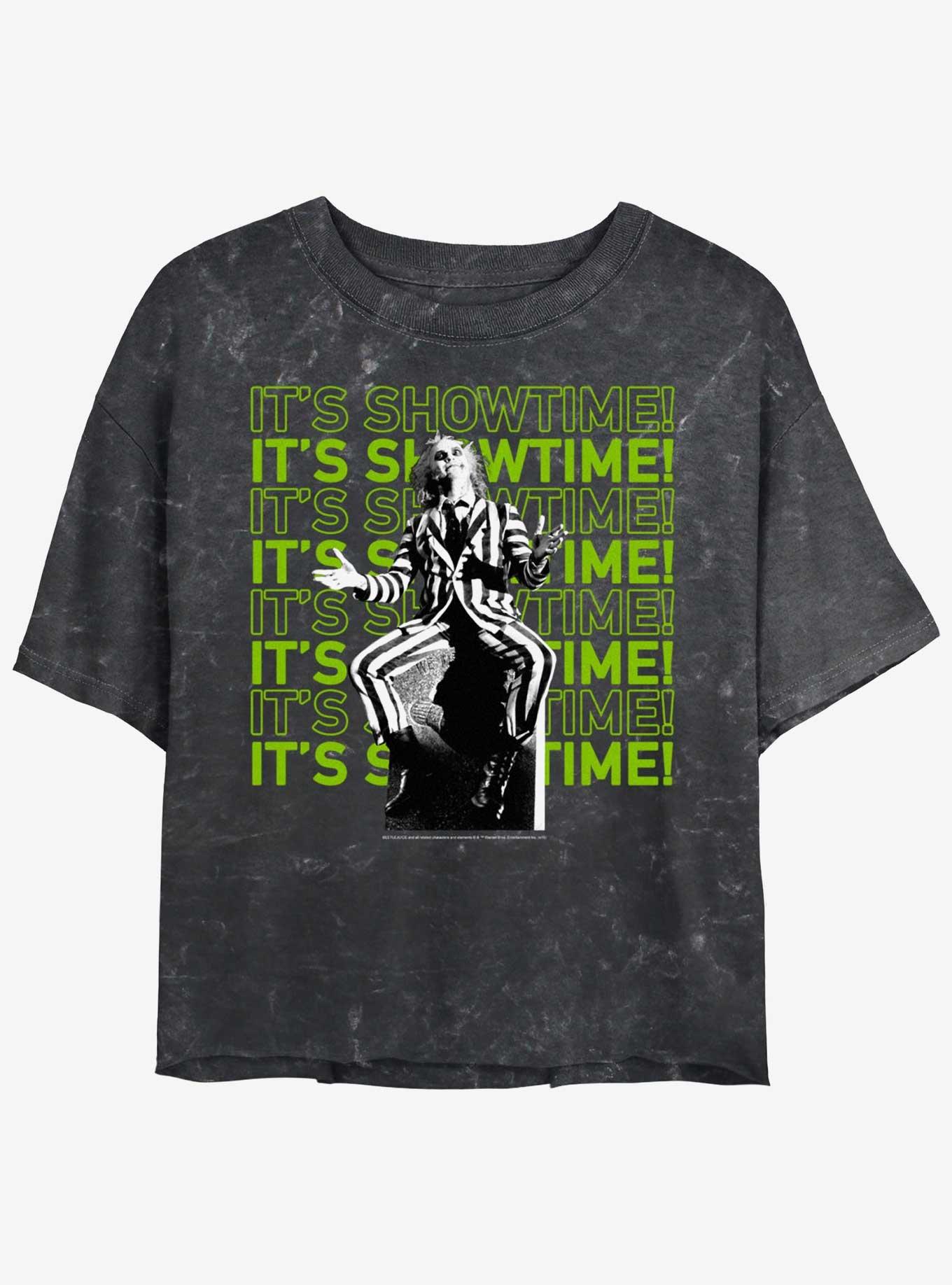 Beetlejuice It's Showtime Repeating Text Girls Mineral Wash Crop T-Shirt, BLACK, hi-res