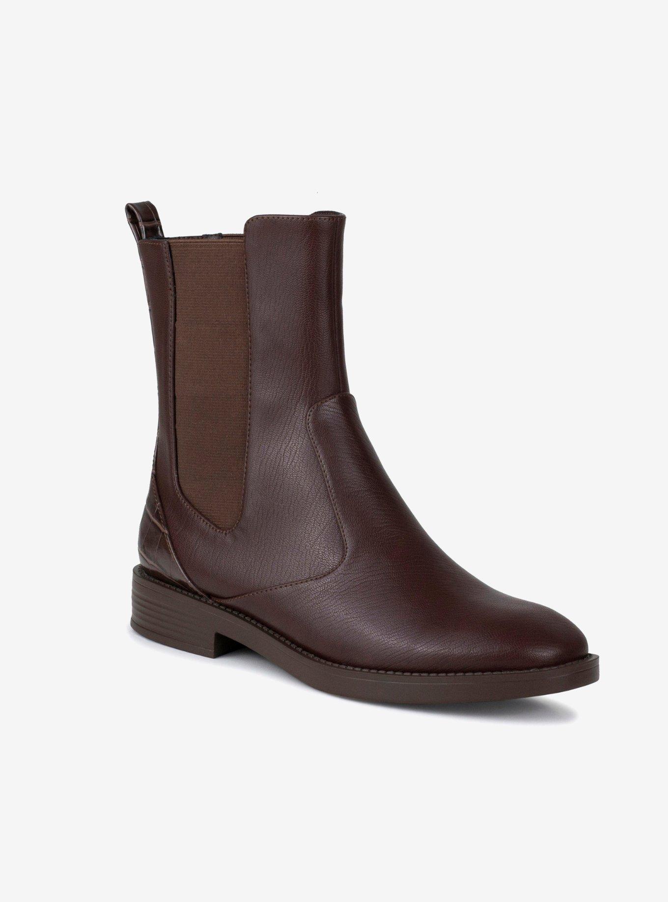 Cassidy Stretch Chelsea Boot Brown