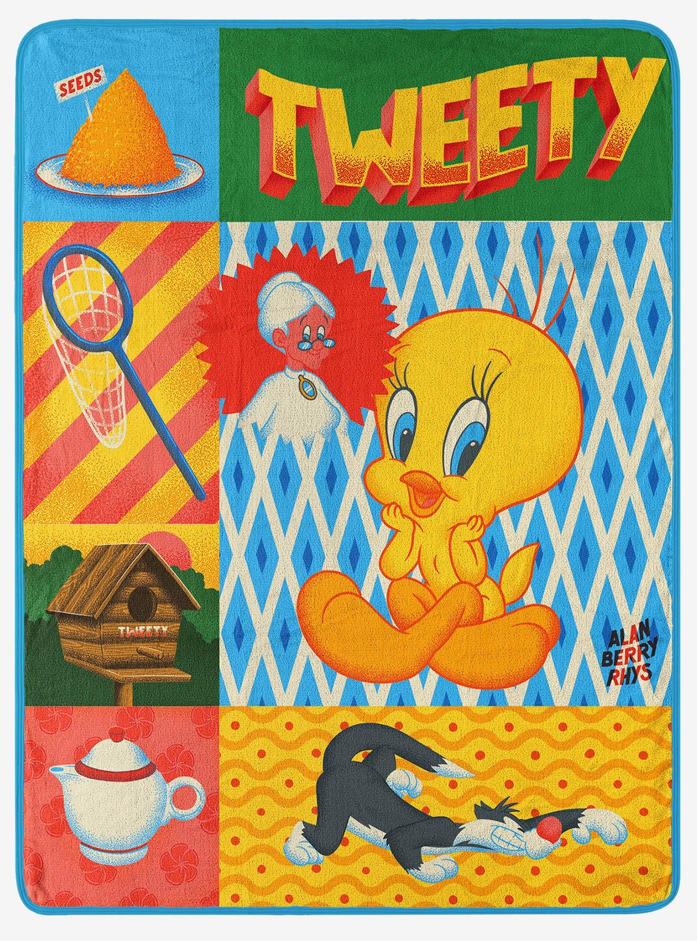 Looney Tunes Artsy Tweety Micro Raschel Throw