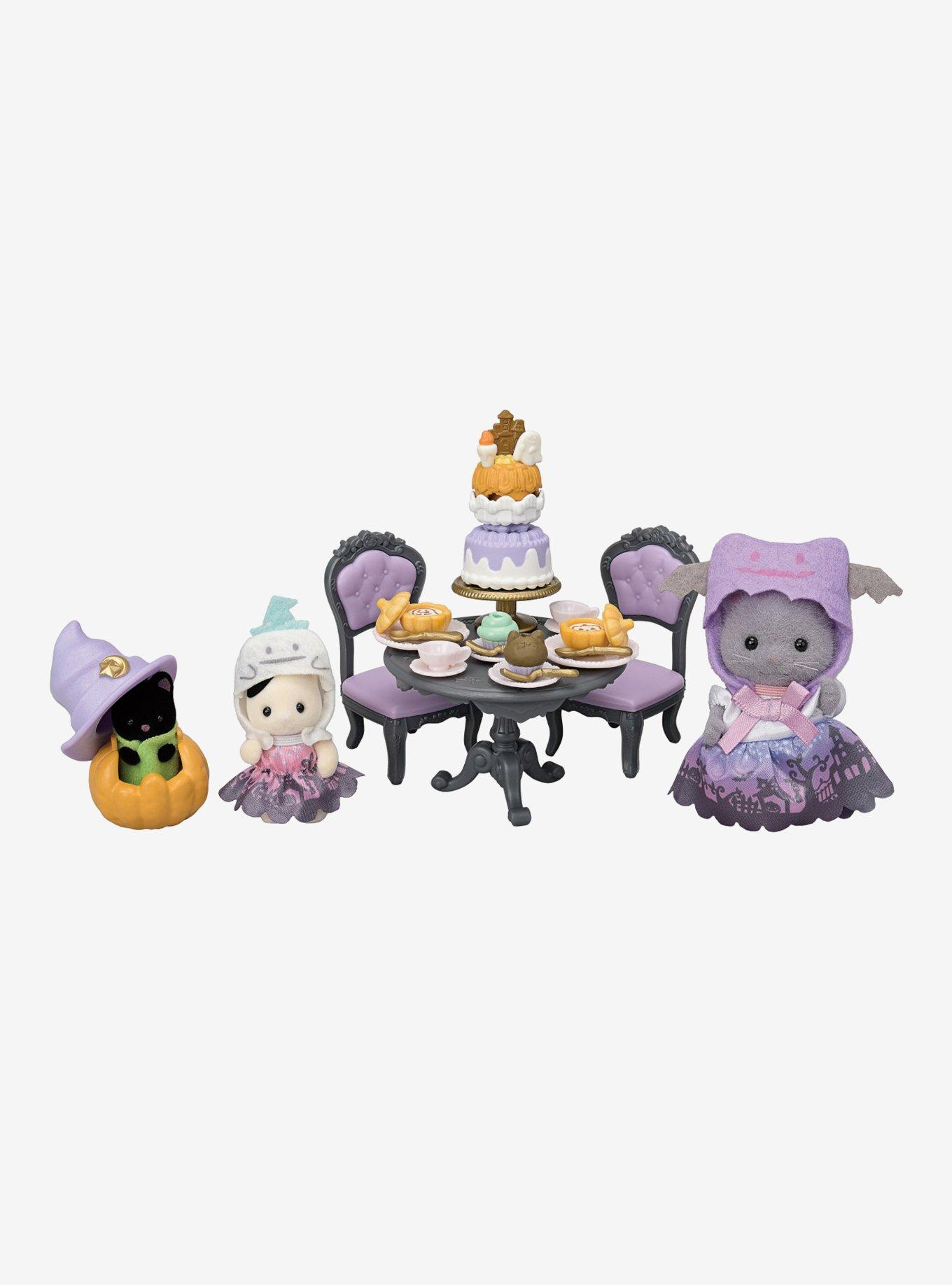 Calico Critters Halloween Surprise Party Set, , hi-res