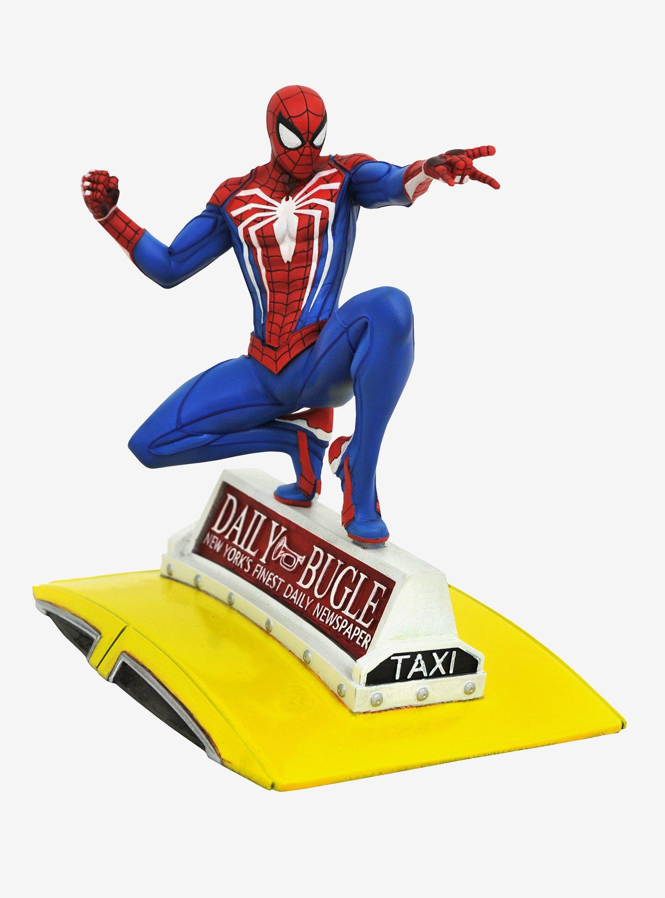 Diamond Select Toys Marvel Gallery Spider-Man (On Taxi) Figure, , hi-res