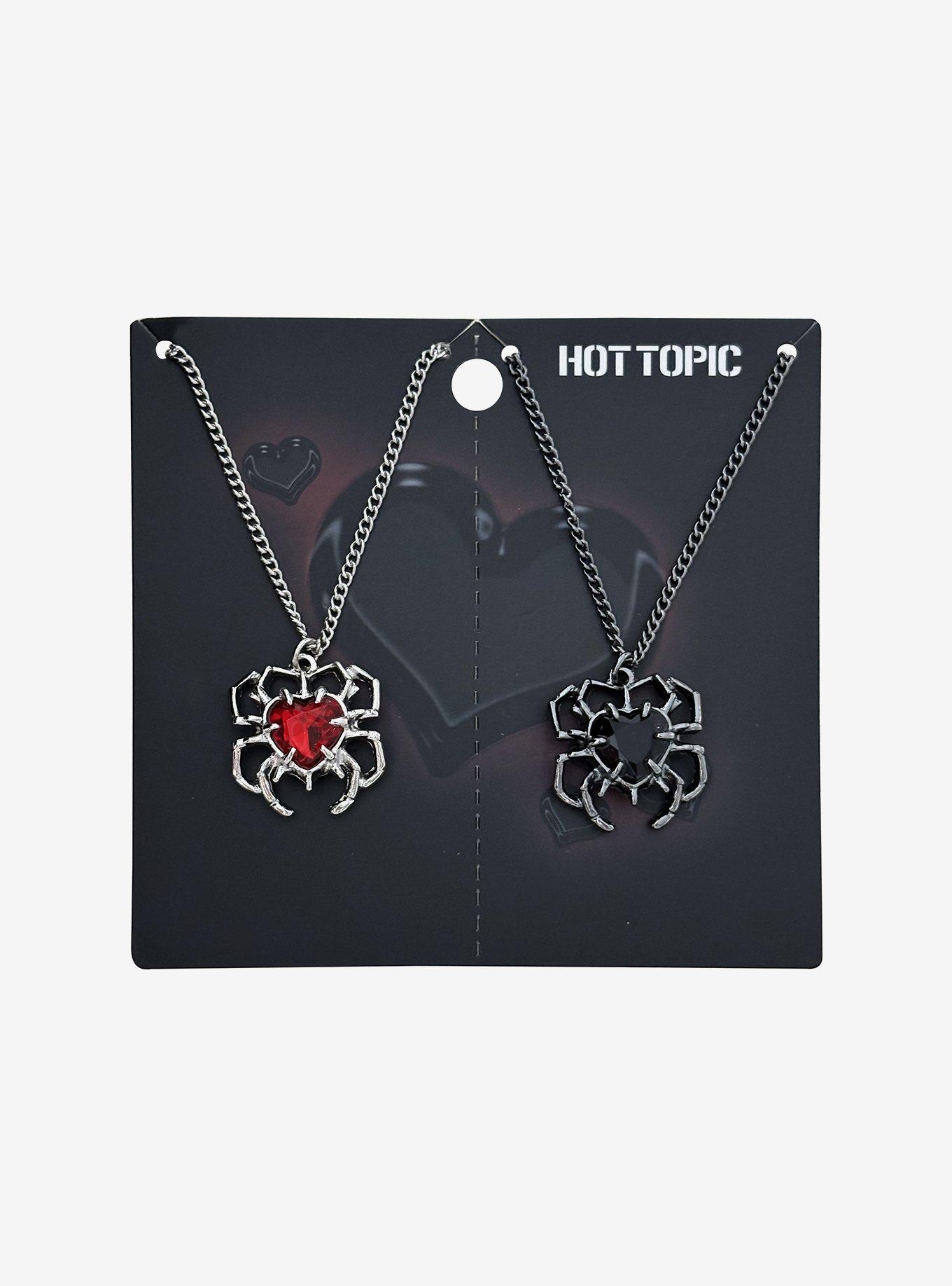 Spiked Heart Spiders Best Friend Necklace Set, , hi-res