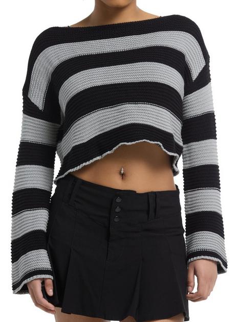 トップス HYKE STRIPED BELL SLEEVE SWEATER HYKE新品⭐️完売ボーダーSTRIPED BELL SLEEVE SWEATER - メルカリ