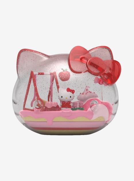 Mighty Jaxx Kandyland Hello Kitty Diorama Figure | Hot Topic