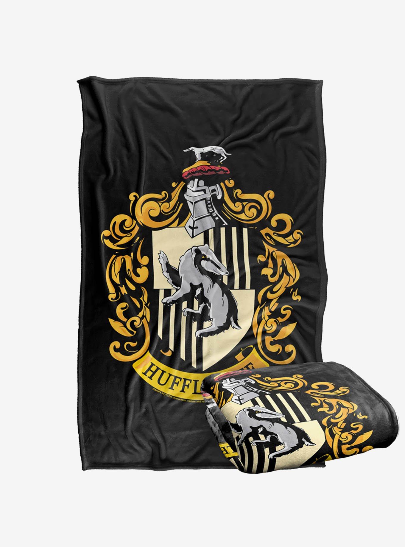 Harry Potter Hufflepuff Crest Black 36x58" Throw Blanket, , hi-res