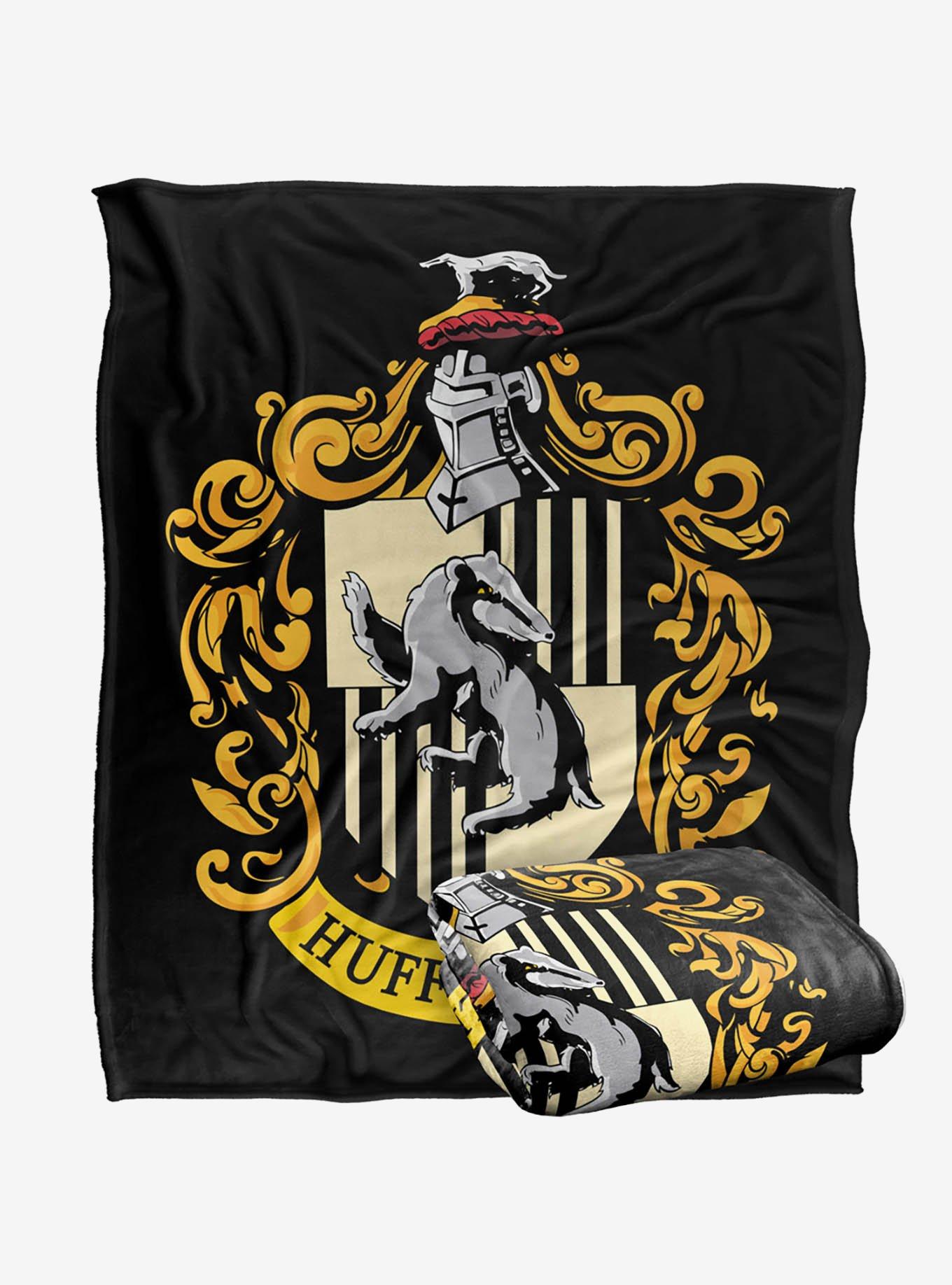 Harry Potter Hufflepuff Crest 50x60" Throw Blanket, , hi-res