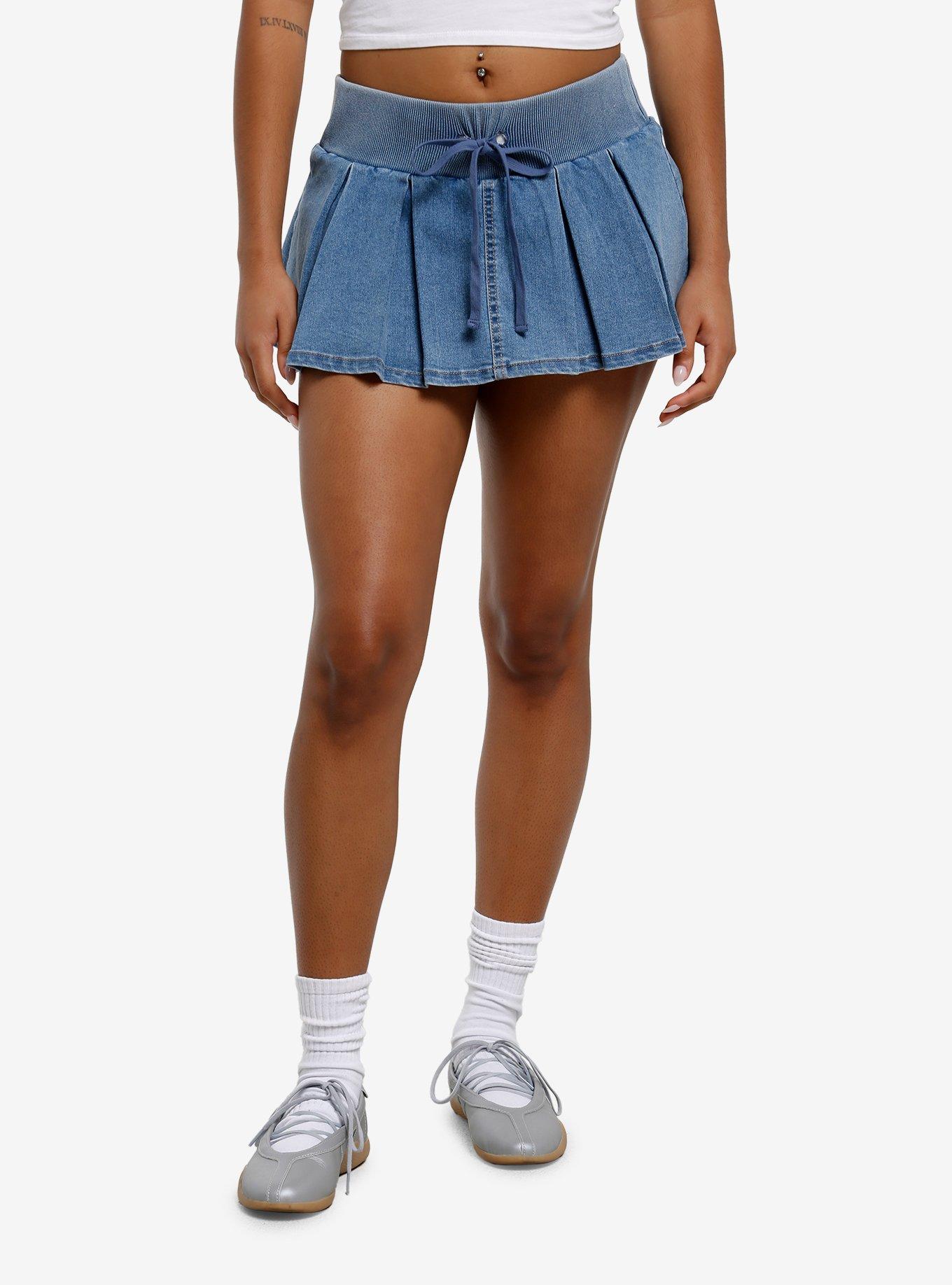 Light Indigo Pleated Pull-On Micro Skort, , hi-res
