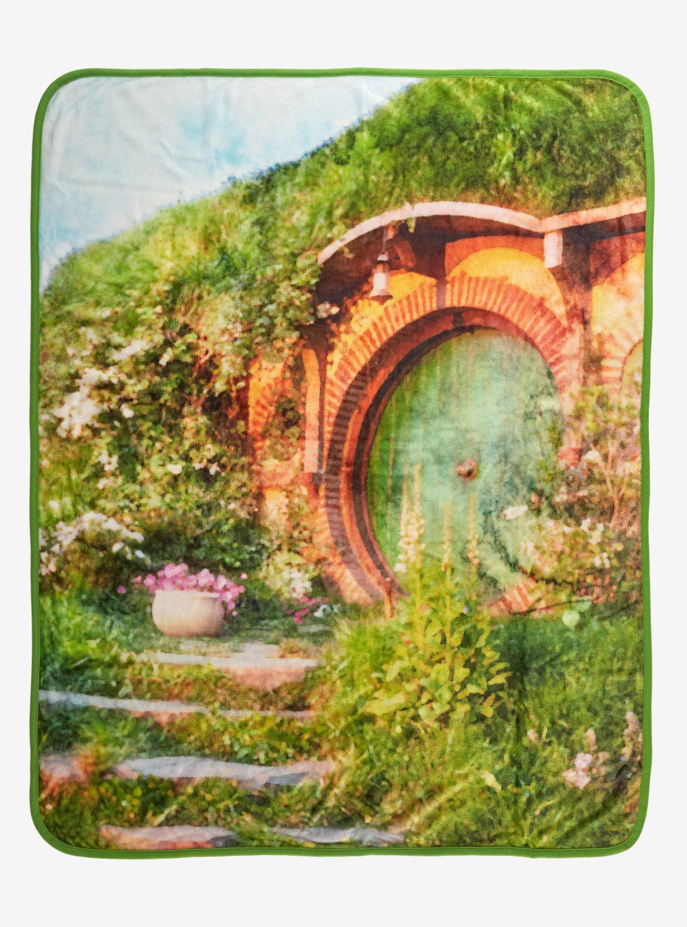 The Lord Of The Rings Bag End Throw Blanket, , hi-res