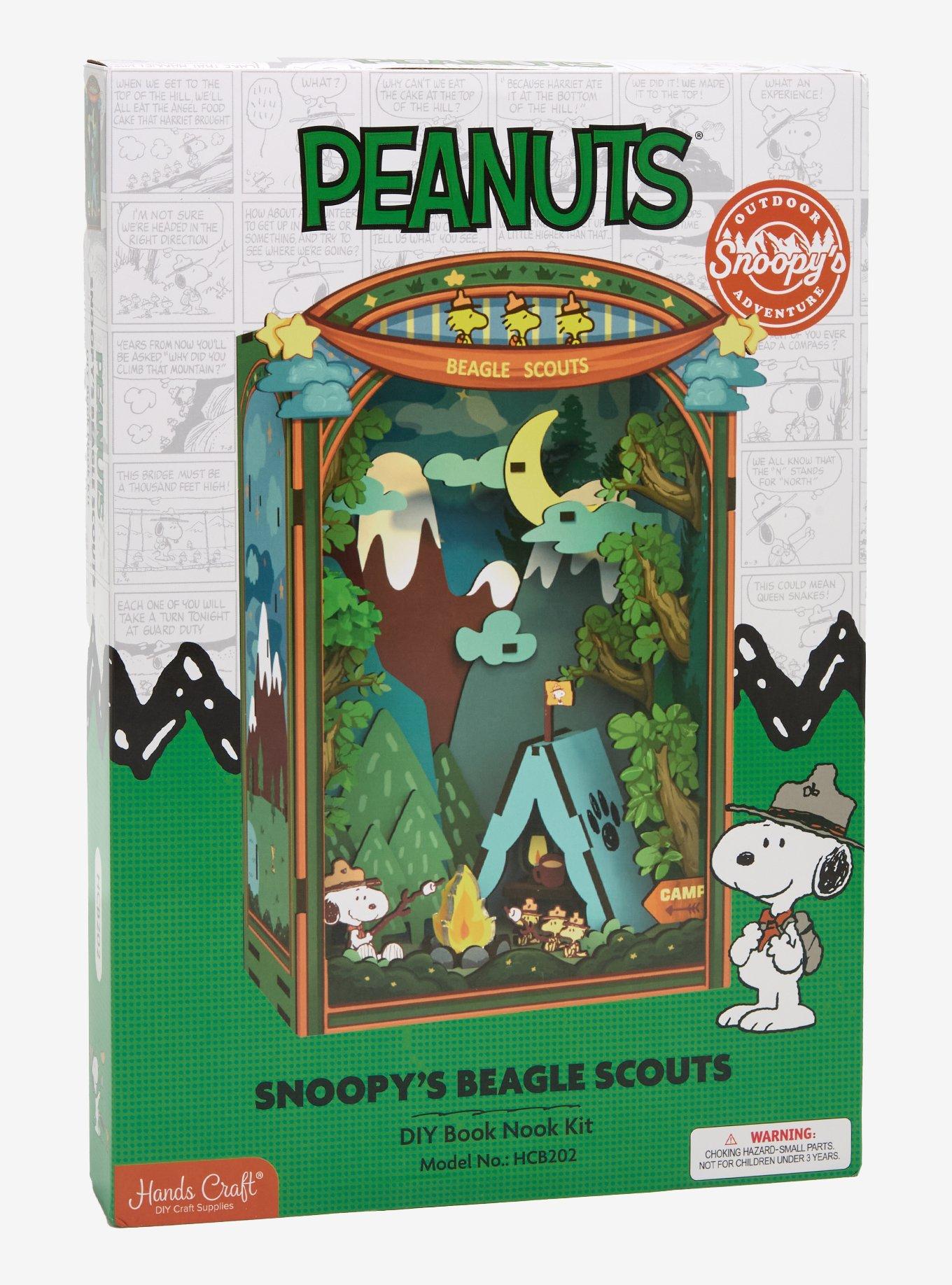 Peanuts Beagle Scouts Book Nook Kit, , hi-res