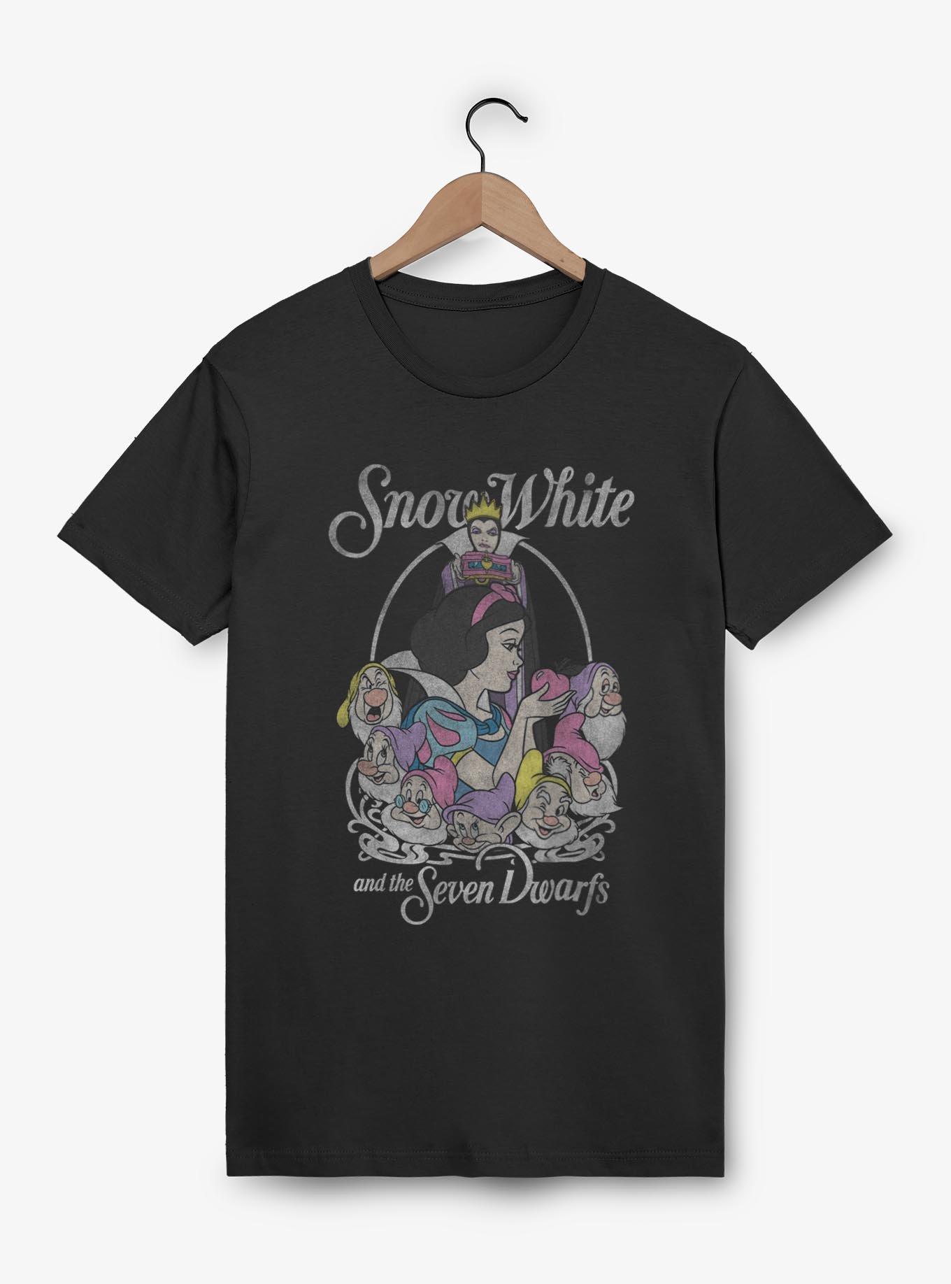 Disney Snow White and the Seven Dwarfs Retro Classic T-Shirt, BLACK, hi-res