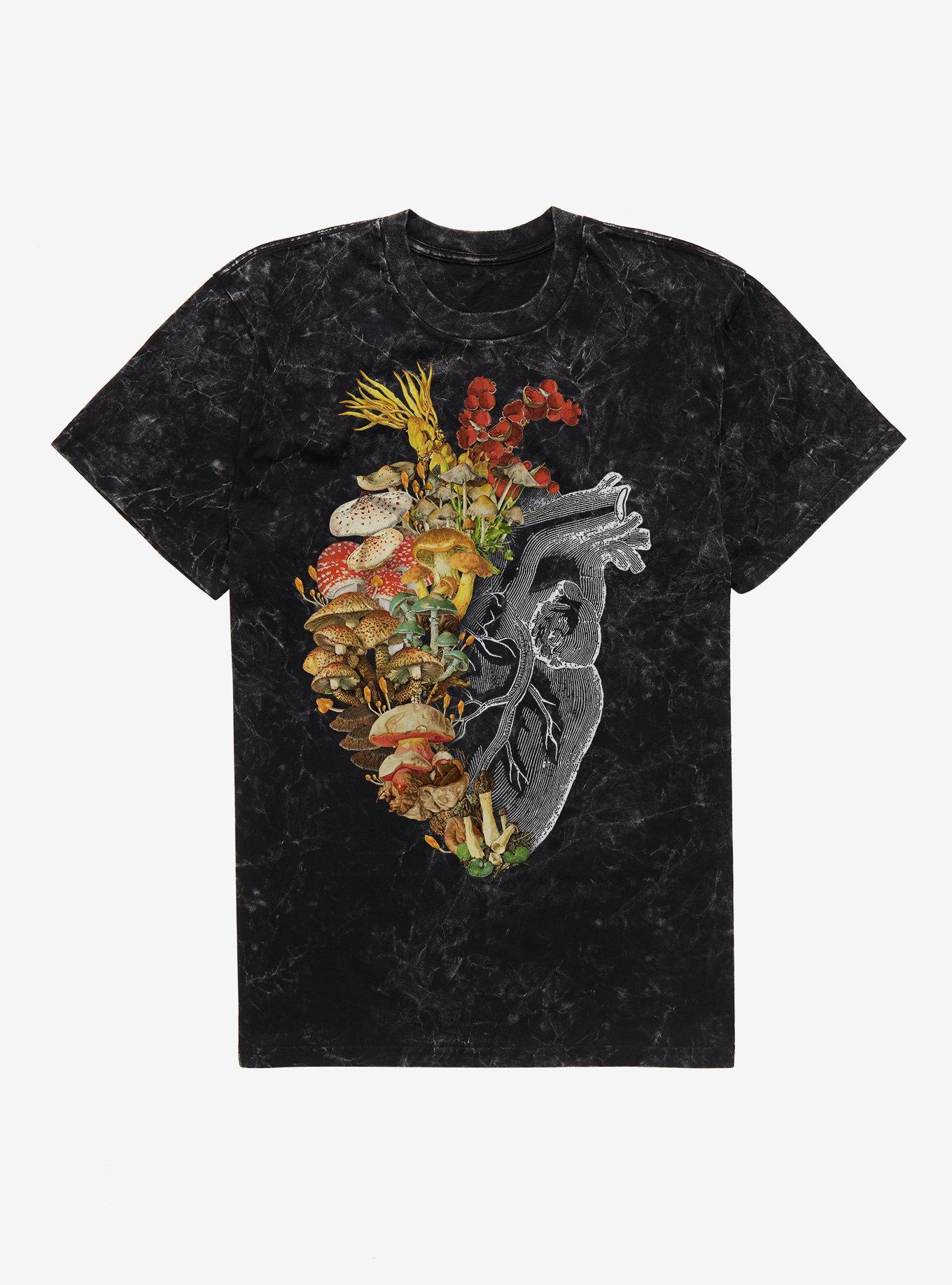 Mushroom Heart Vintage Nature Mineral Wash T-Shirt, , hi-res