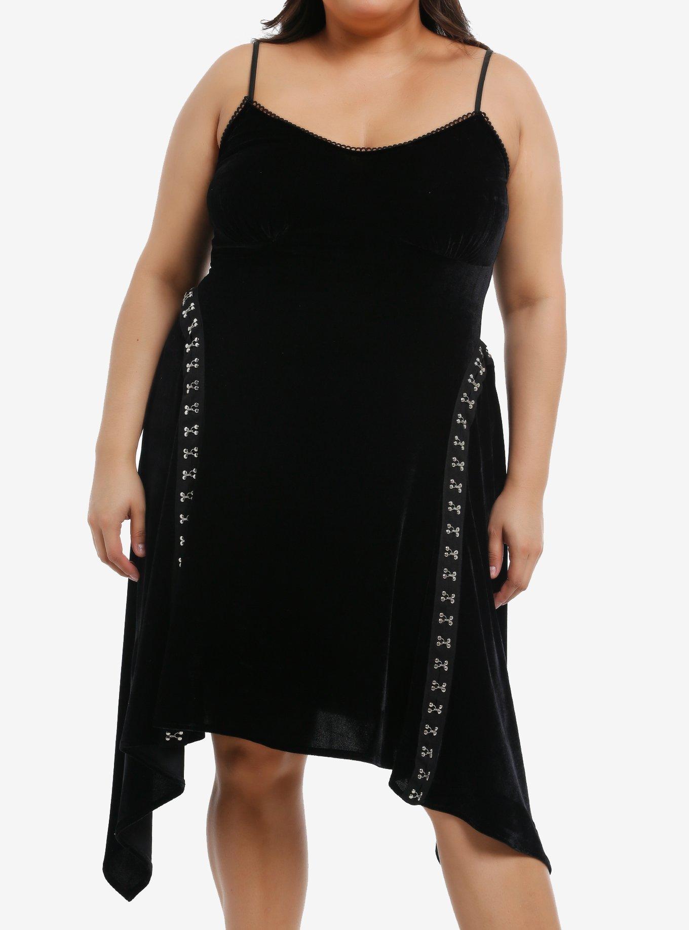 Cosmic Aura Black Velvet Hardware Cami Dress Plus Size, , hi-res