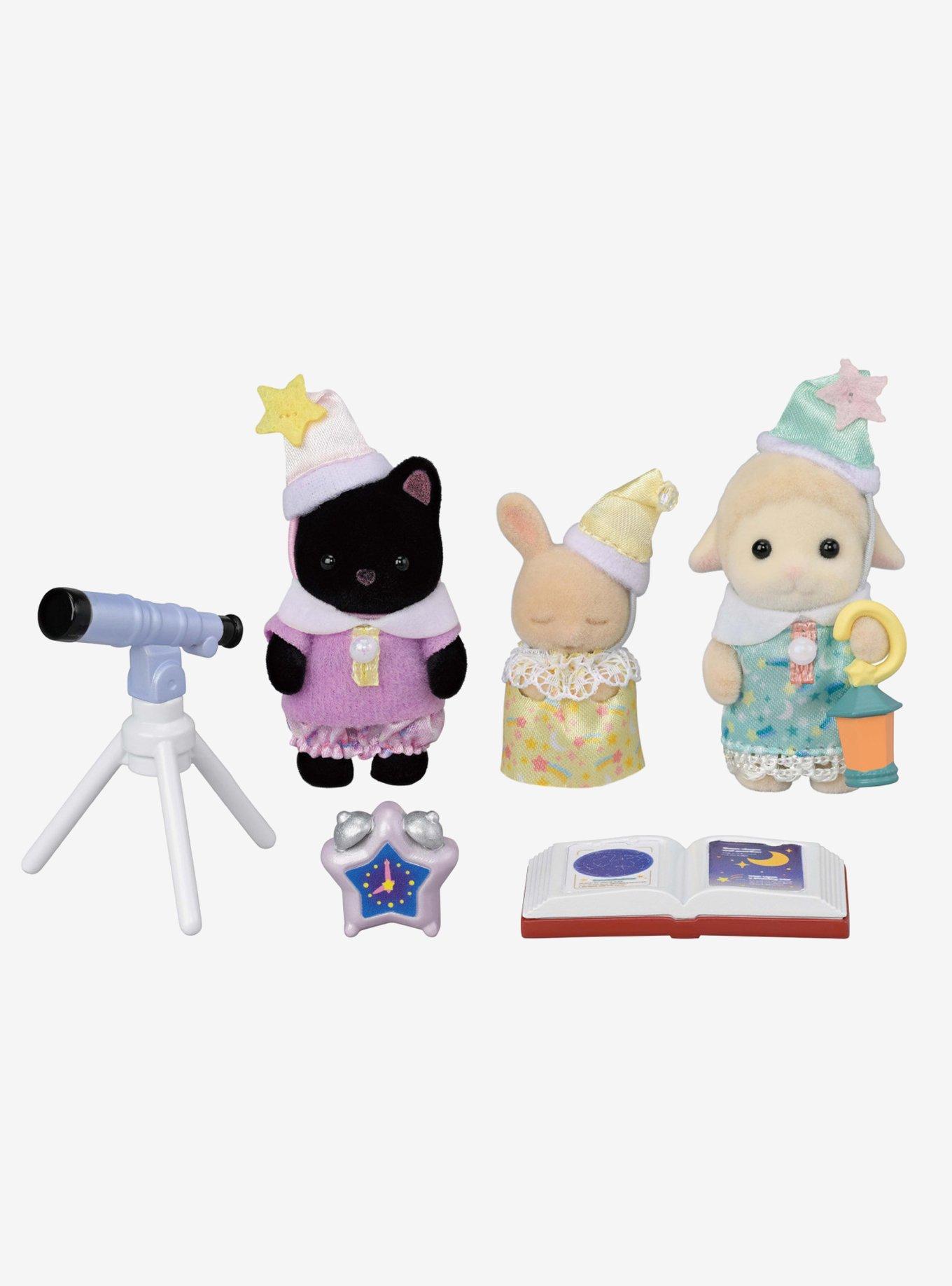 Calico Critters Sleepover Party Trio Figure Set, , hi-res