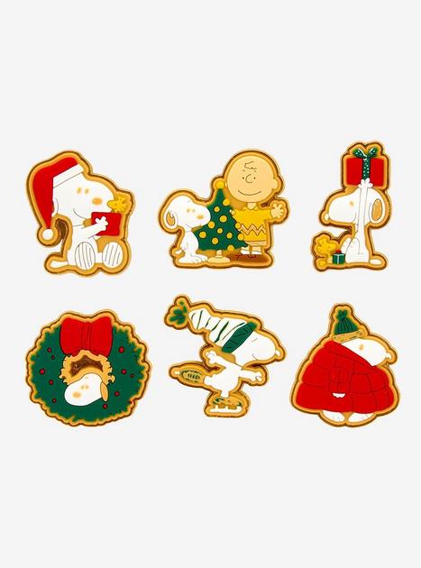 Loungefly Peanuts Snoopy Christmas Cookie Scented Blind Box Enamel Pin ...