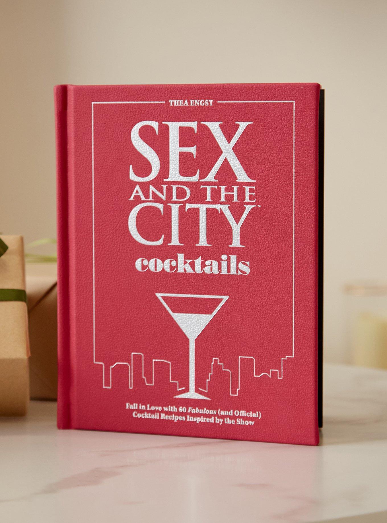 Sex and The City Cocktails Recipe Book, , hi-res