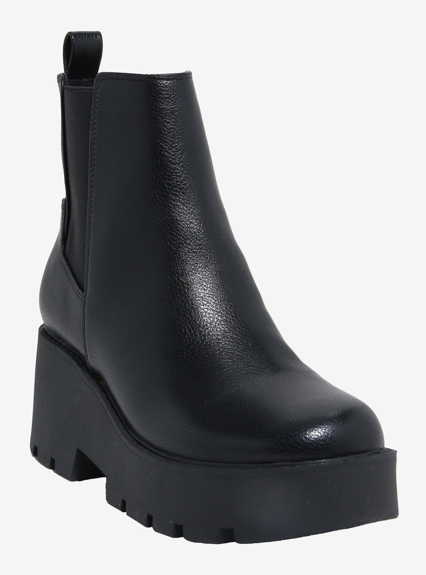 Dirty Laundry Black Chelsea Boots, , hi-res