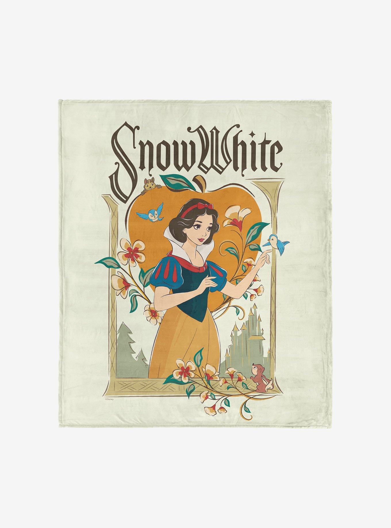 Disney Snow White Big Apple 40x50" Silk Touch Throw Blanket, , hi-res