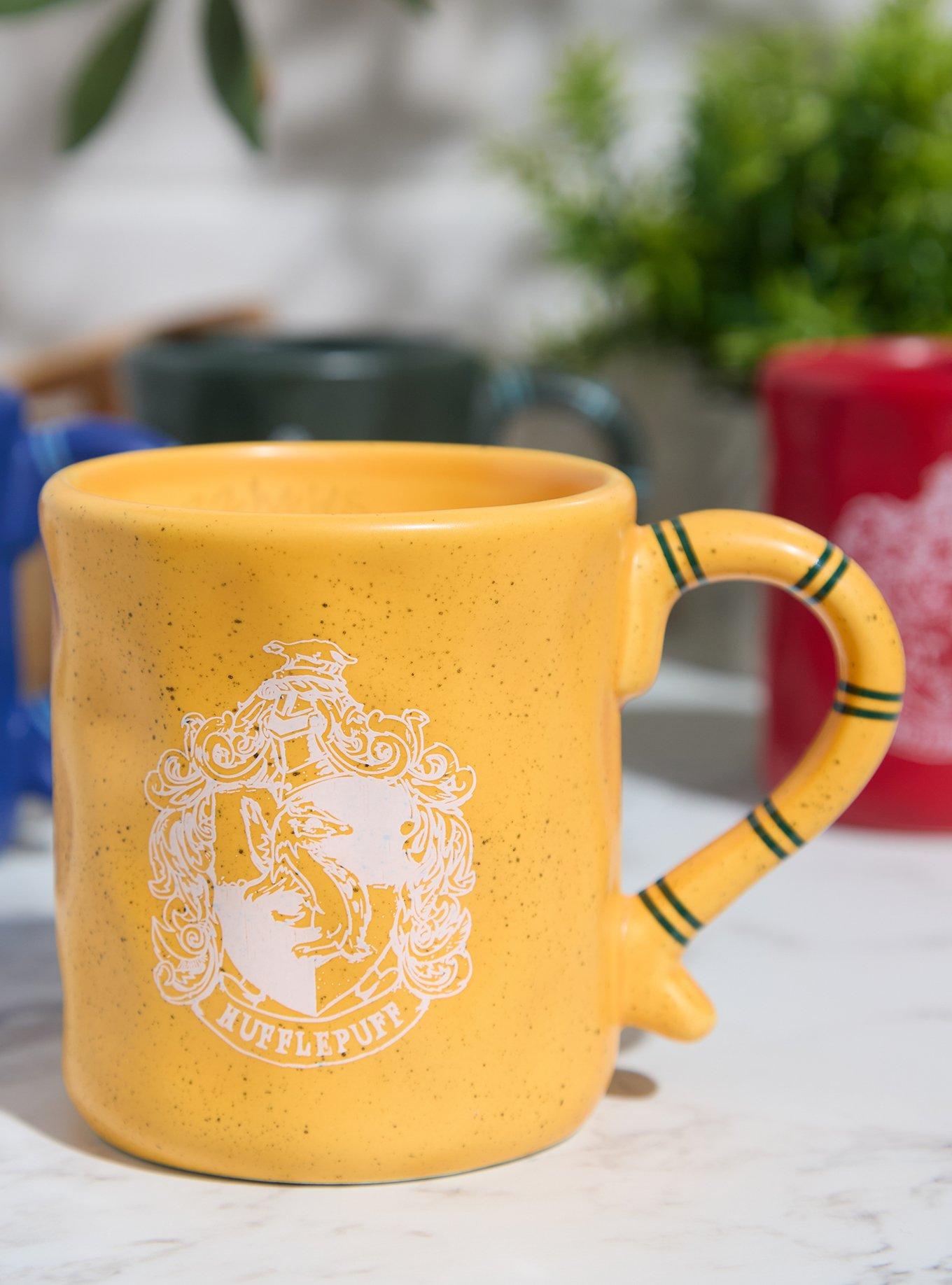 Harry Potter Hufflepuff Scarf Handle Mug - BoxLunch Exclusive