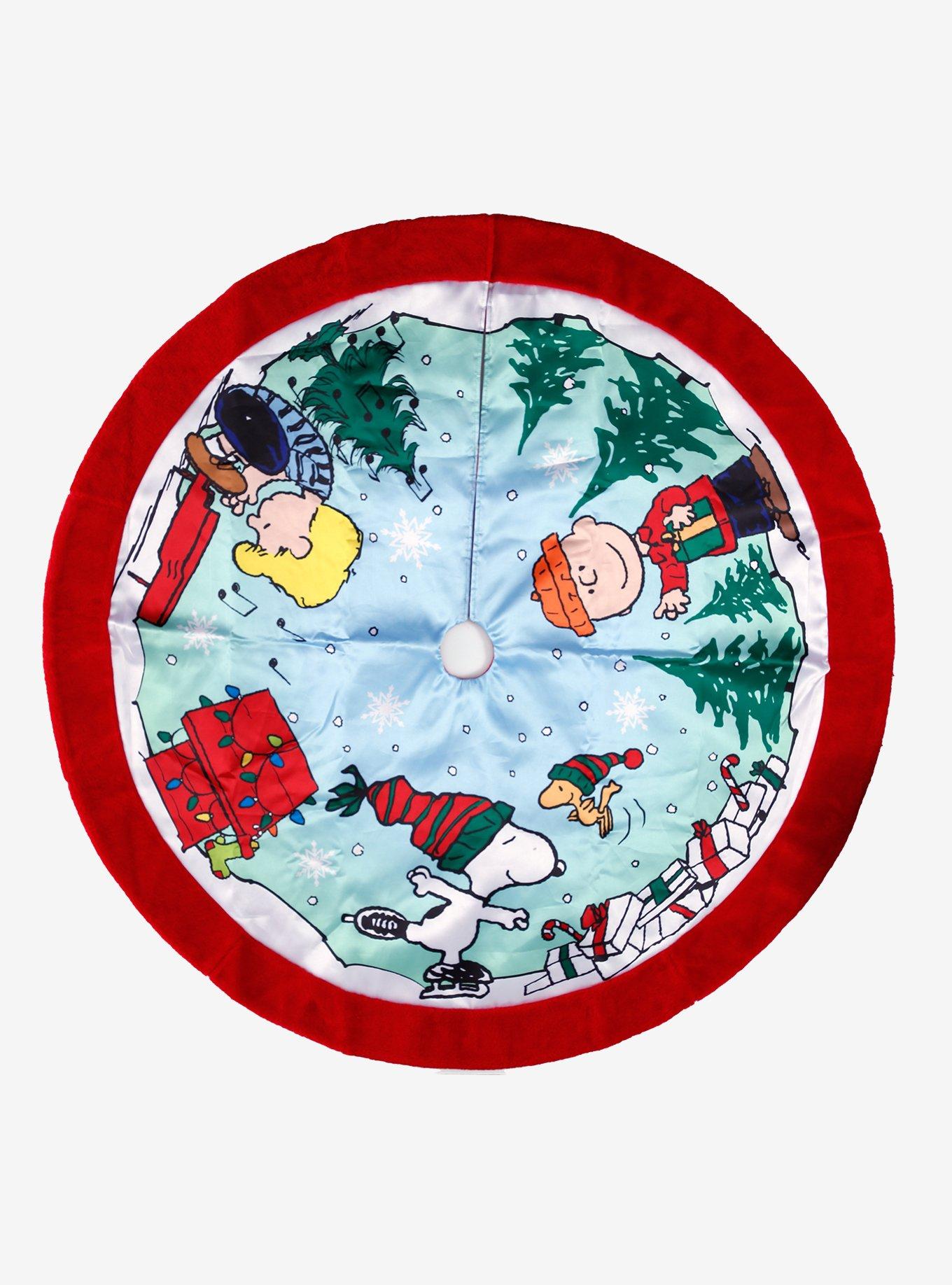 Peanuts Holiday Tree Skirt