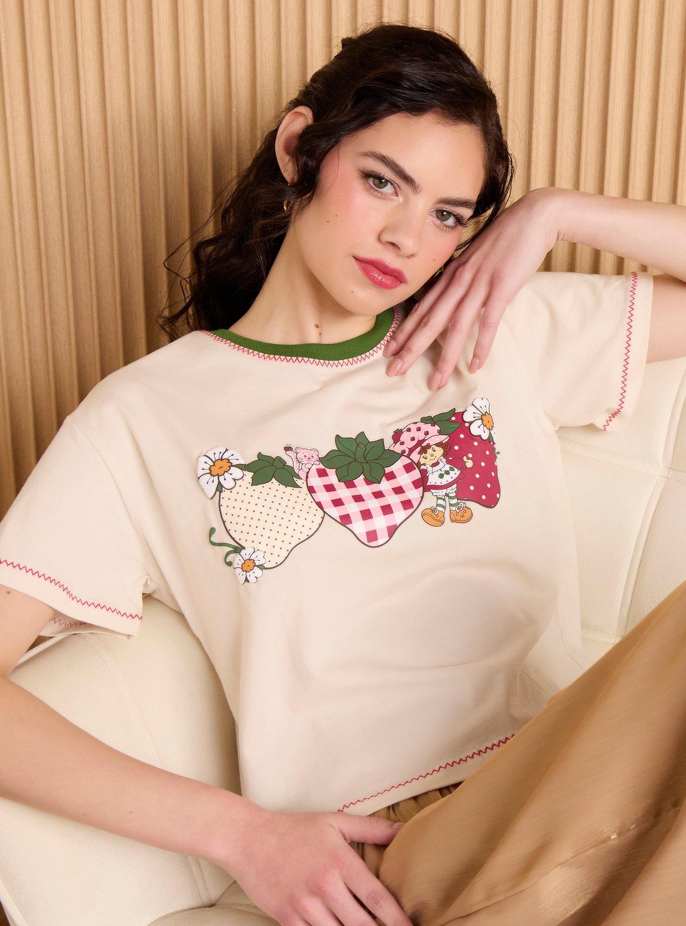 Strawberry Shortcake Patterned Strawberries Women's Slightly Cropped T-Shirt - BoxLunch Exclusive