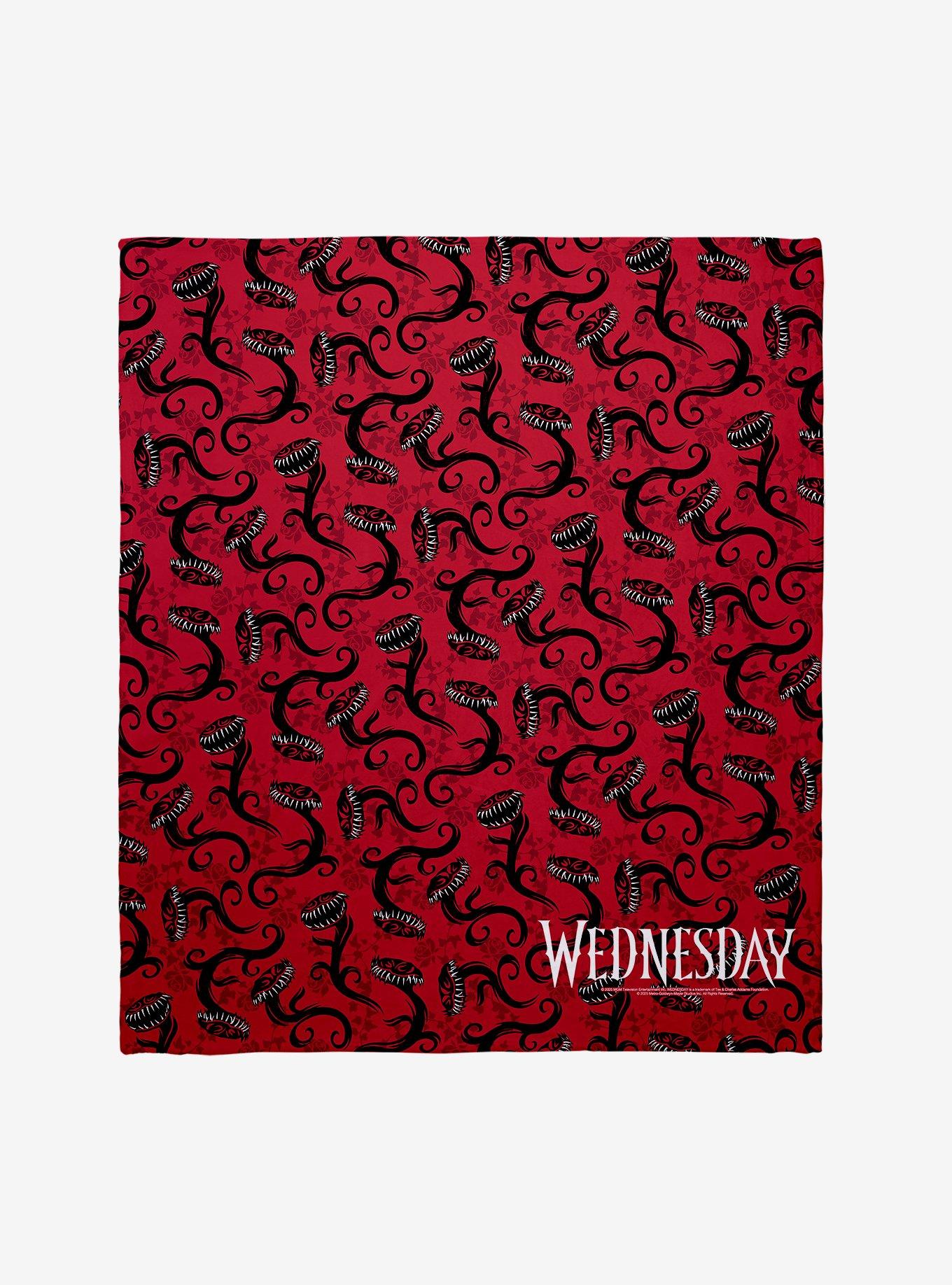 Wednesday Fly Trap Plants Throw Blanket, , hi-res
