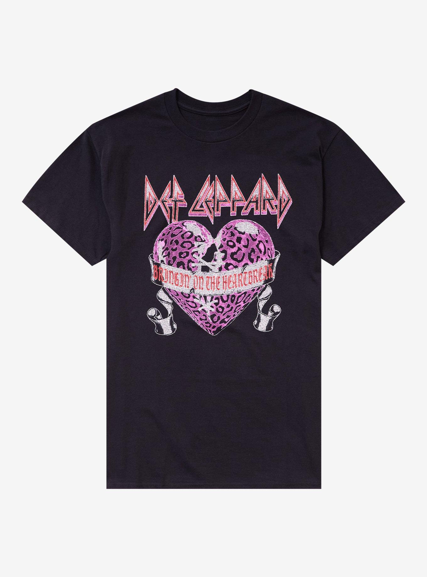Def Leppard Bringin' On The Heartbreak Cheetah Heart T-Shirt, , hi-res