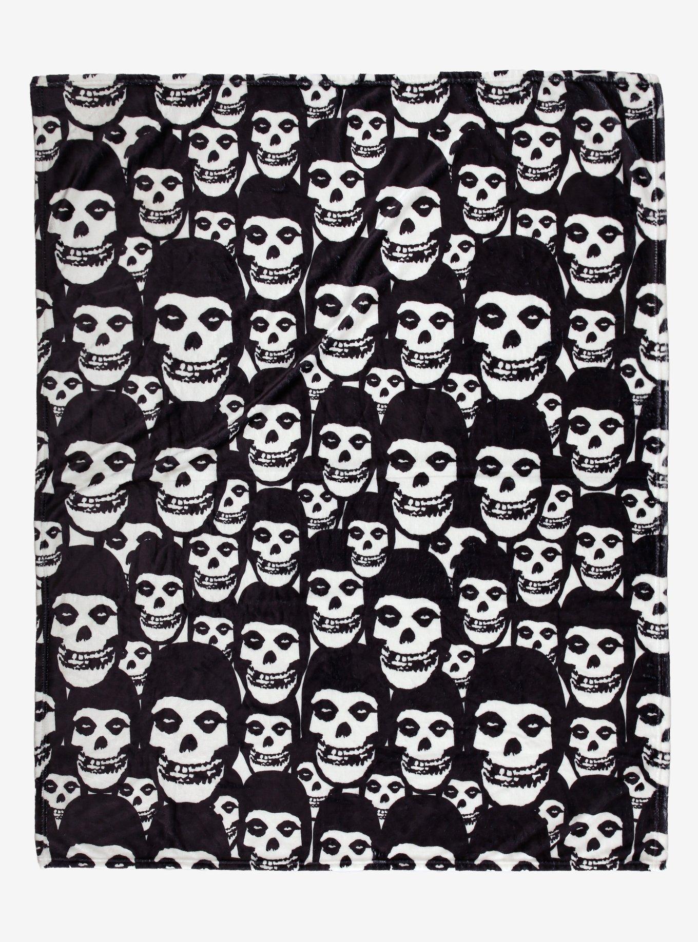 Misfits Fiend Skull Throw Blanket, , hi-res
