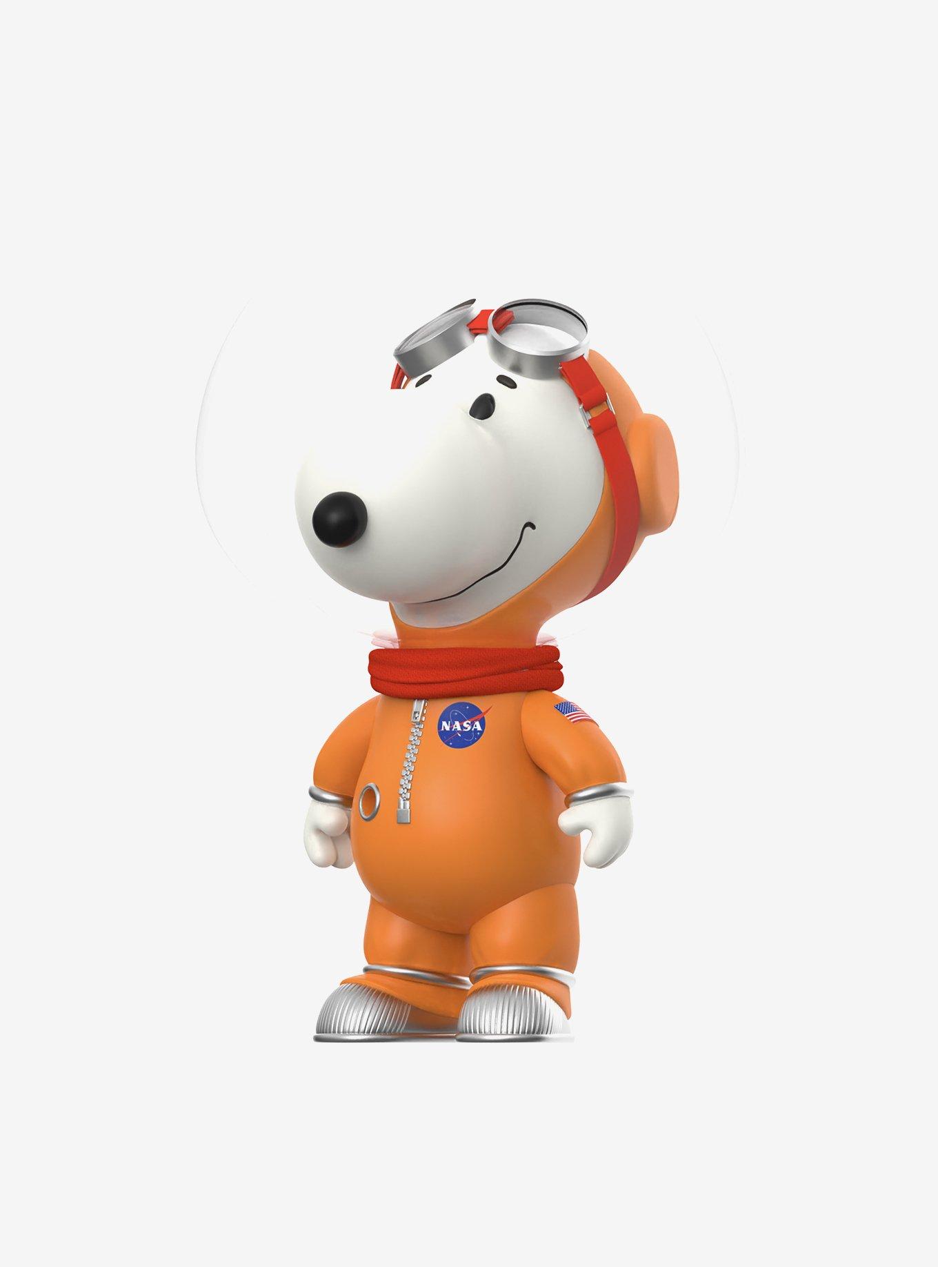 Super7 Peanuts Super Size Snoopy Astronaut (Orange Spacesuit) Figure, , hi-res