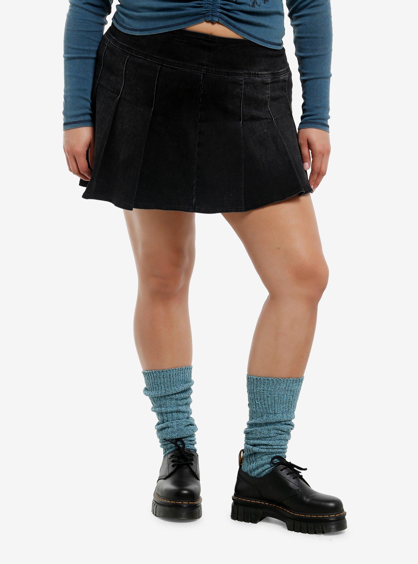 Black Wash Pleated Mini Skirt Plus Size, , hi-res