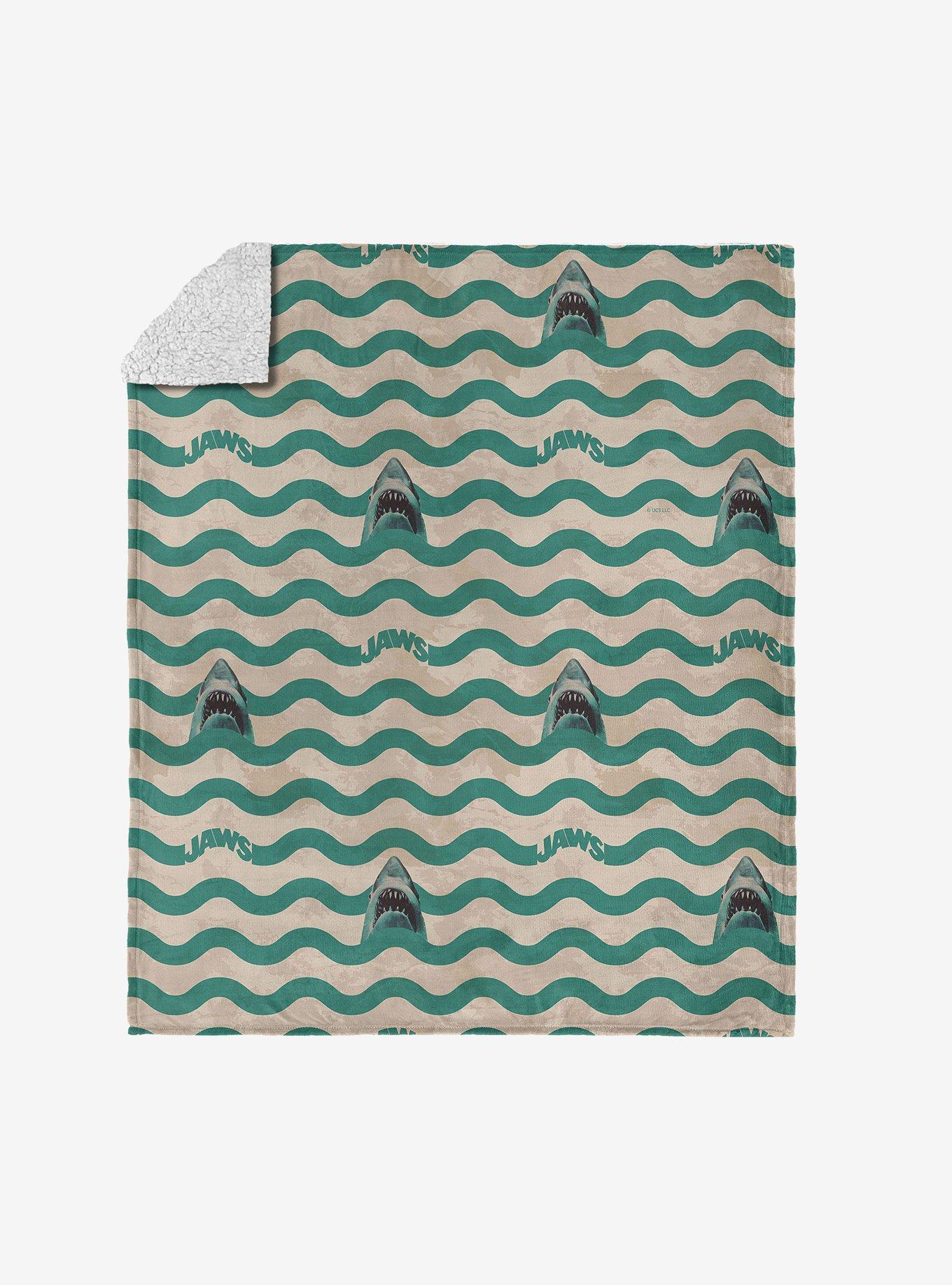 Jaws Psychedelic Sea Silk Touch Sherpa Throw Blanket, , hi-res