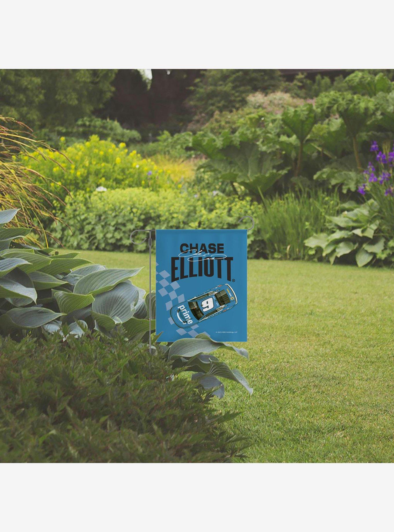 NASCAR Chase Elliot Finish Line Double Sided Garden Flag, , hi-res