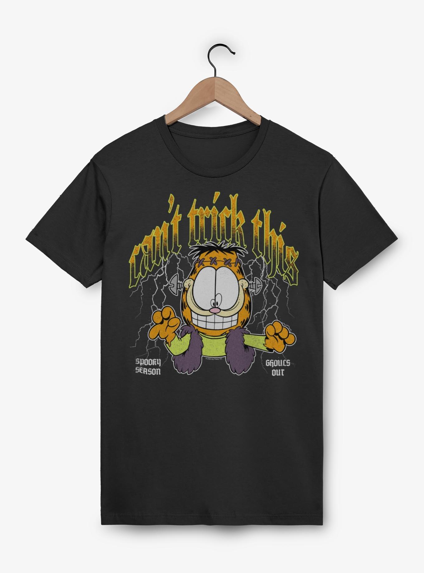 Garfield Can't Trick This Spooky Season T-Shirt, , hi-res