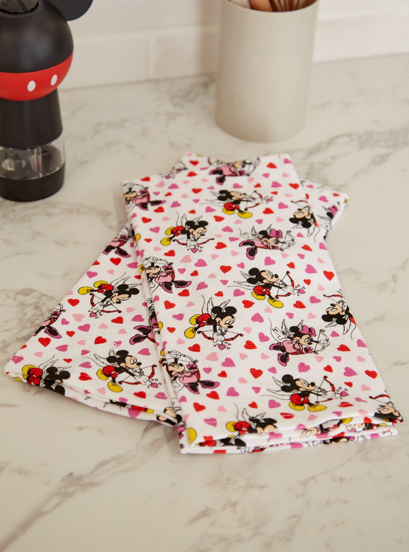 Disney Mickey & Minnie Heart Towel Set, , hi-res