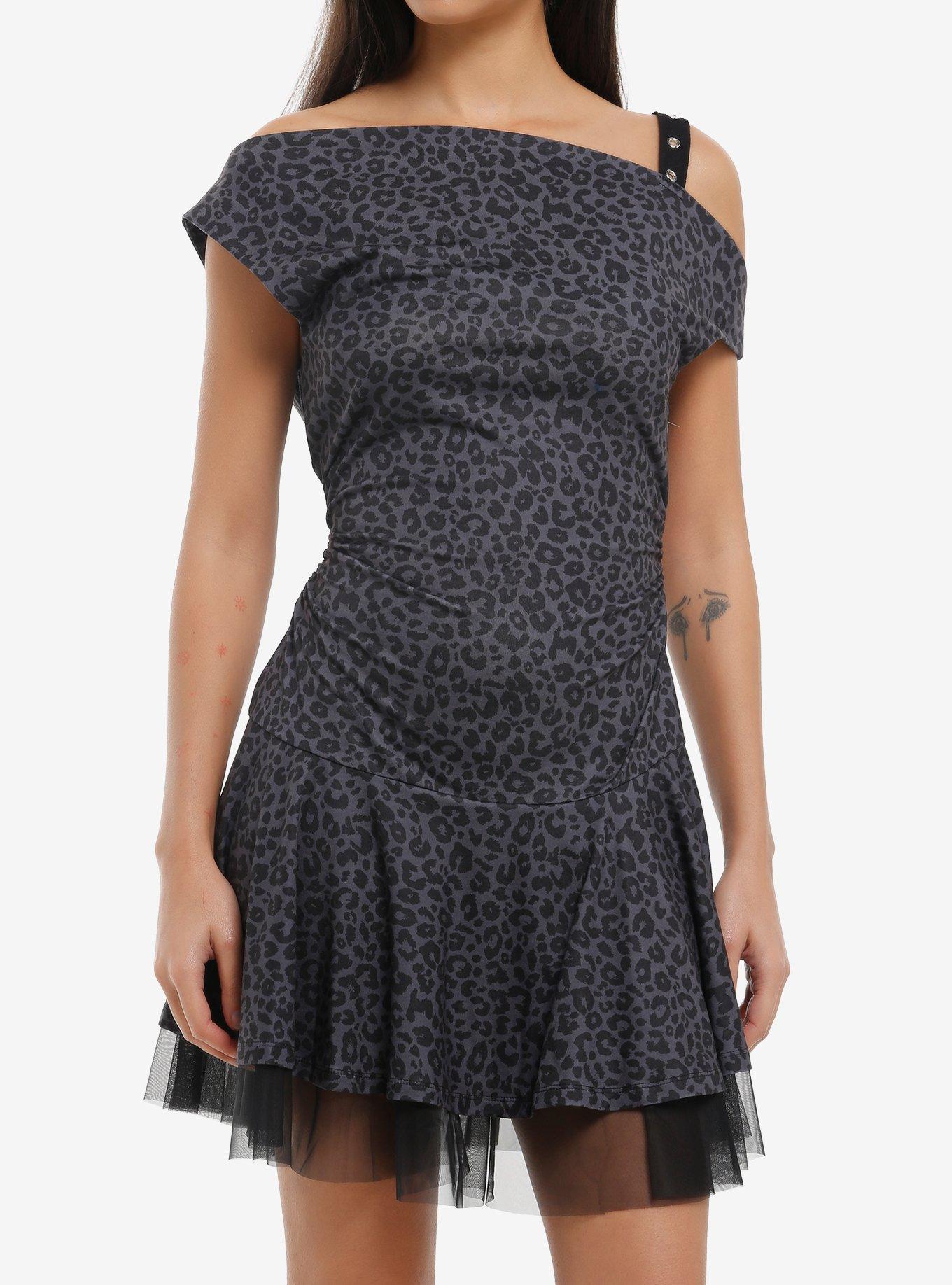 Social Collision Grey Leopard Cold-Shoulder Dress - Black
