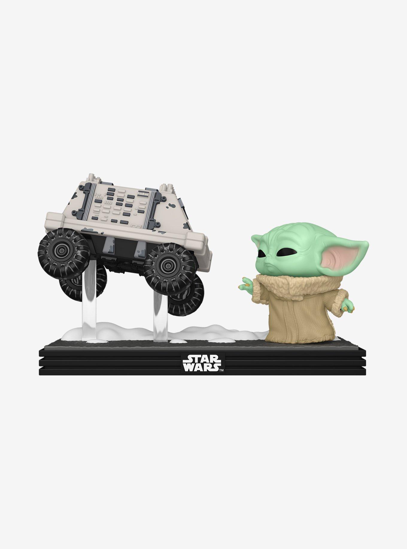 Funko Pop! Moment Star Wars The Mandalorian and Grogu Grogu with Polar Mouse Droid Vinyl Bobblehead, , hi-res