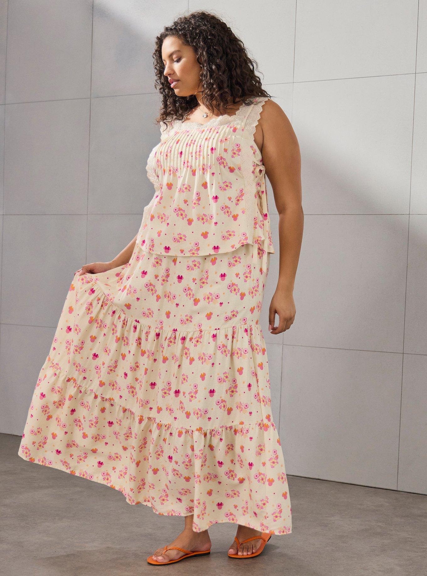 Disney Minnie Mouse Floral Tiered Plus Size Skirt â€” BoxLunch Exclusive