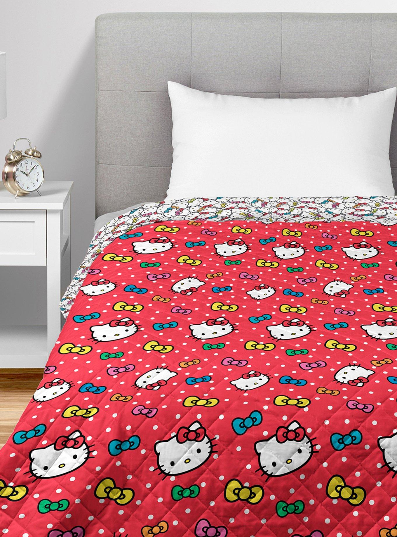 Hello Kitty Rainbow Bows Quilted Throw Blanket, , hi-res