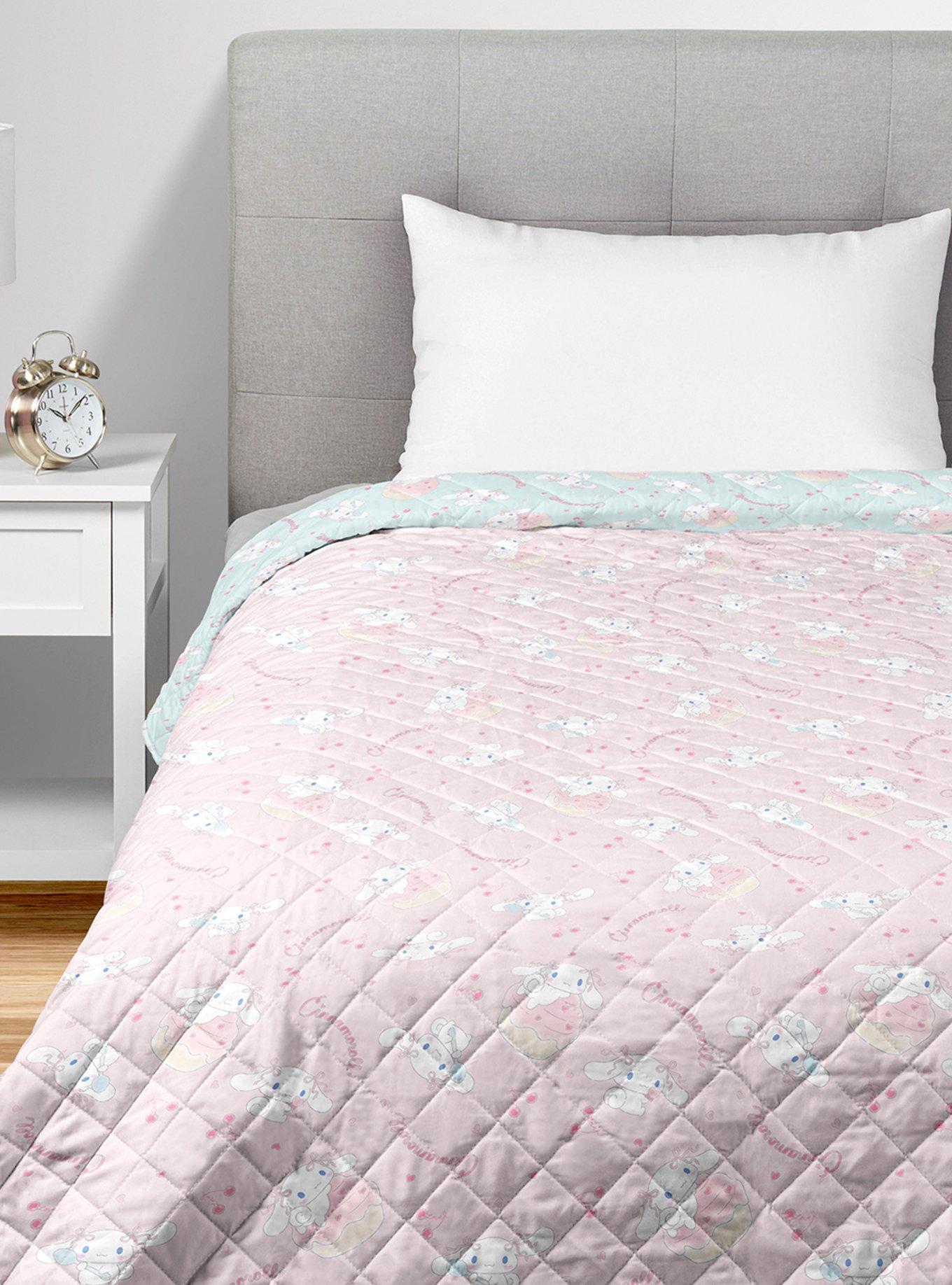 Cinnamoroll Cherry Cupcake Quilted Throw Blanket, , hi-res