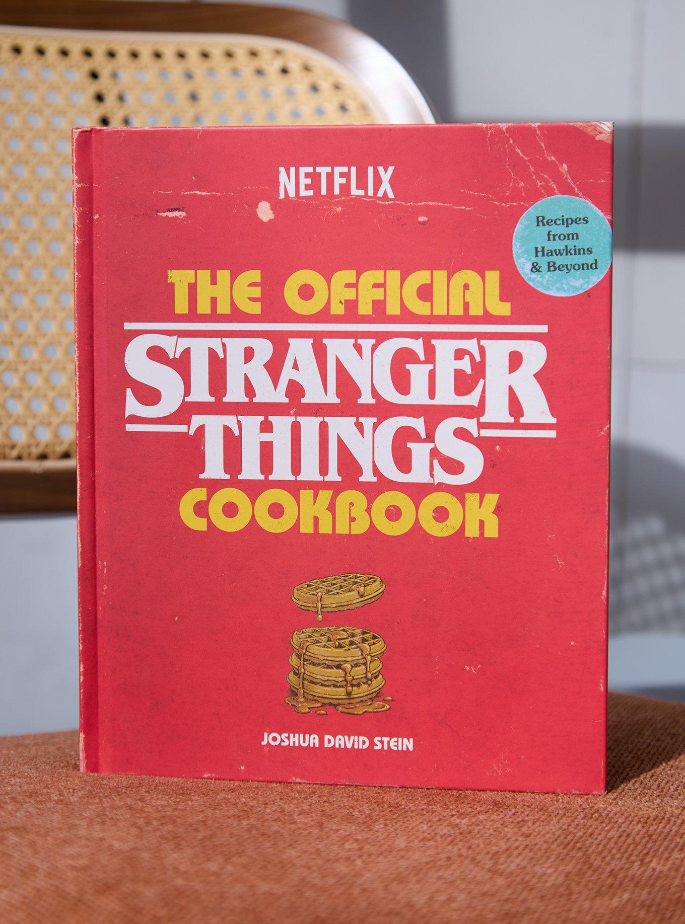 ストシン　レシピ本 The Official Stranger Things Cookbook | BoxLunch