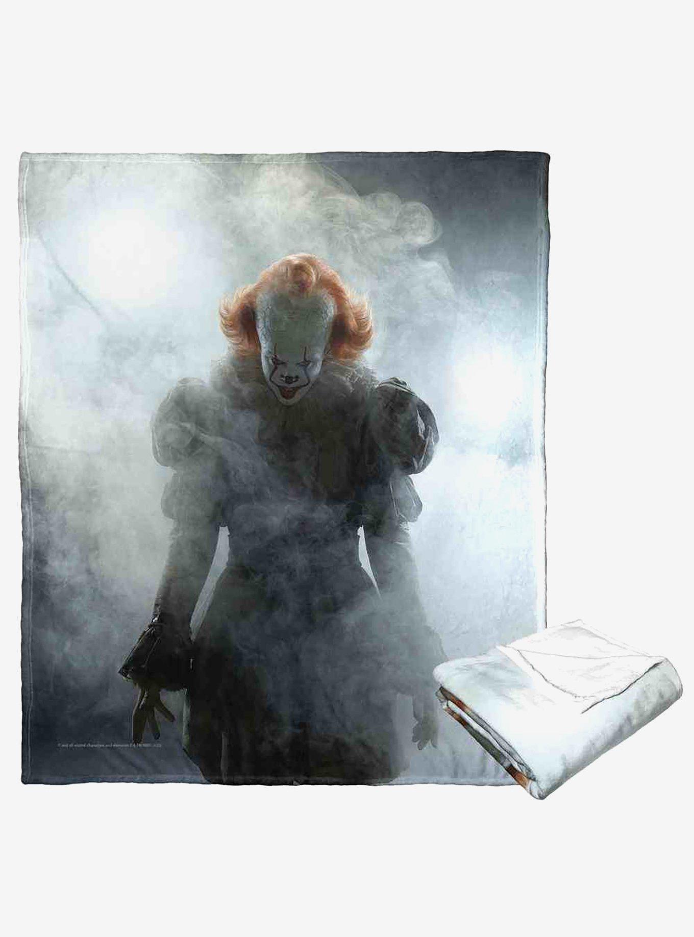 It Chapter 2 Smokey Clown Silk Touch Throw Blanket, , hi-res