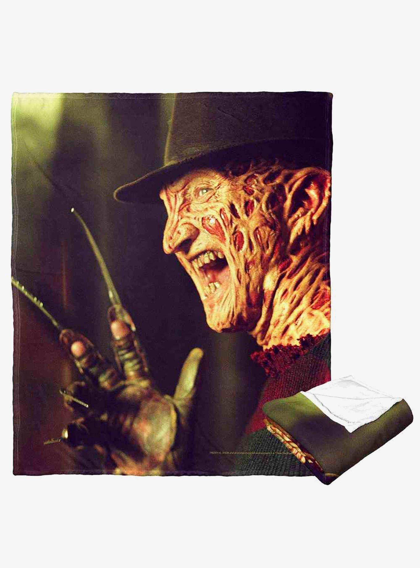 Freddy vs Jason Freddy Waves Silk Touch Throw Blanket, , hi-res