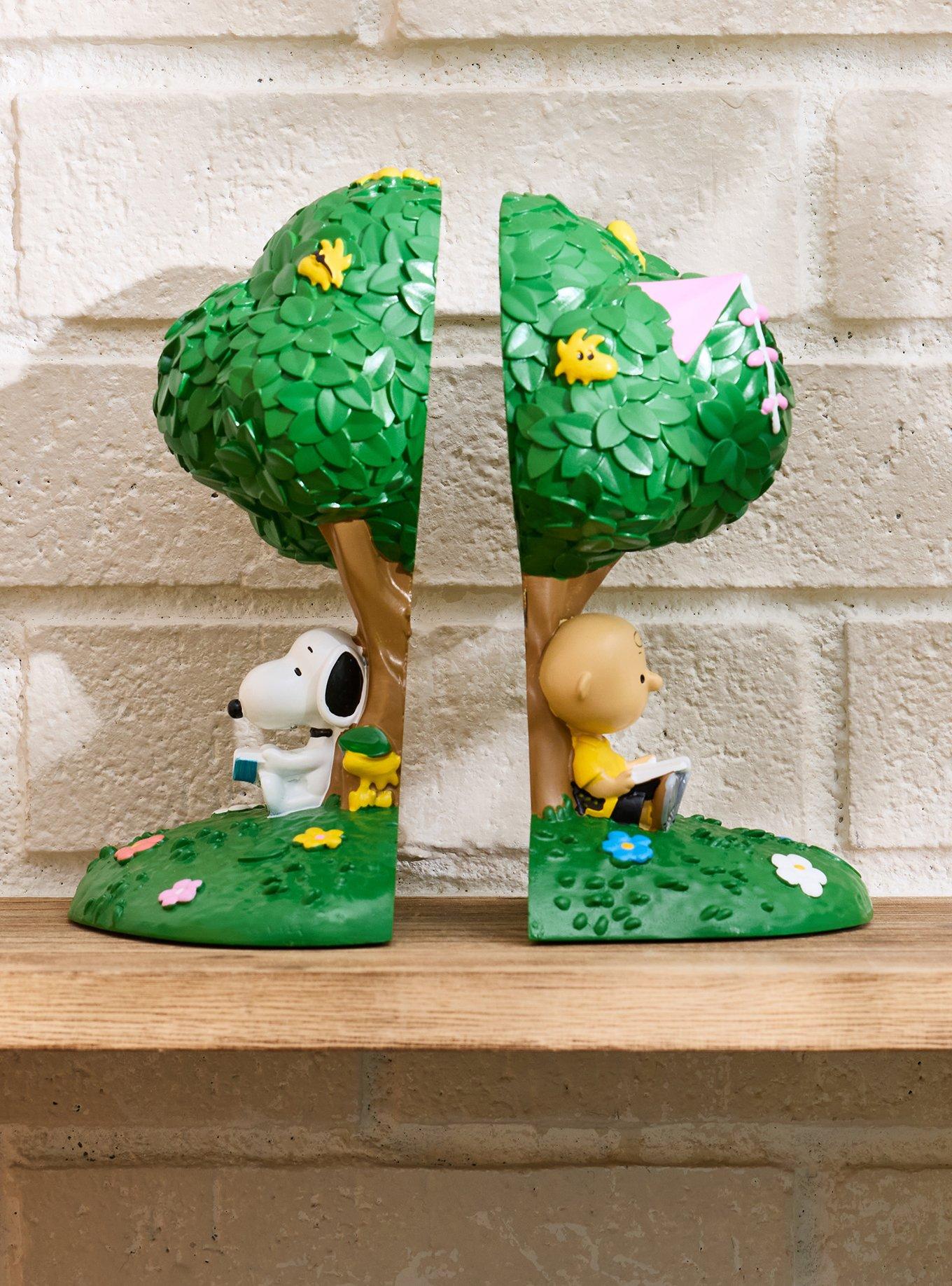 Peanuts Snoopy & Charlie Brown Tree Bookends