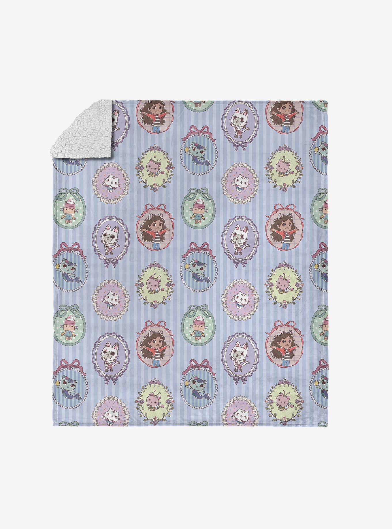 Gabby's Dollhouse Portrait Wall Silk Touch Sherpa Throw Blanket, , hi-res