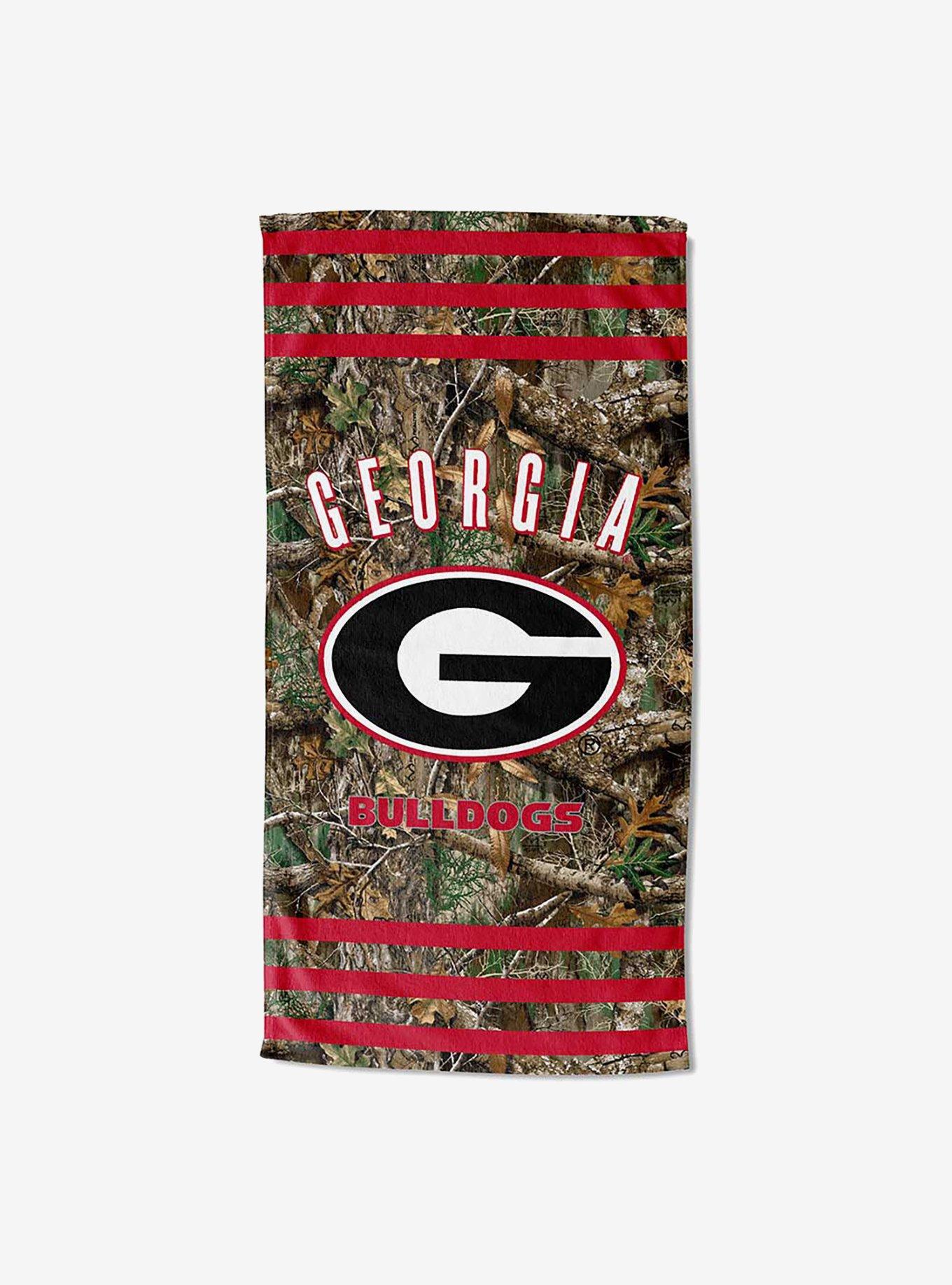 NCAA Georgia Realtree Stripes Beach Towel, , hi-res