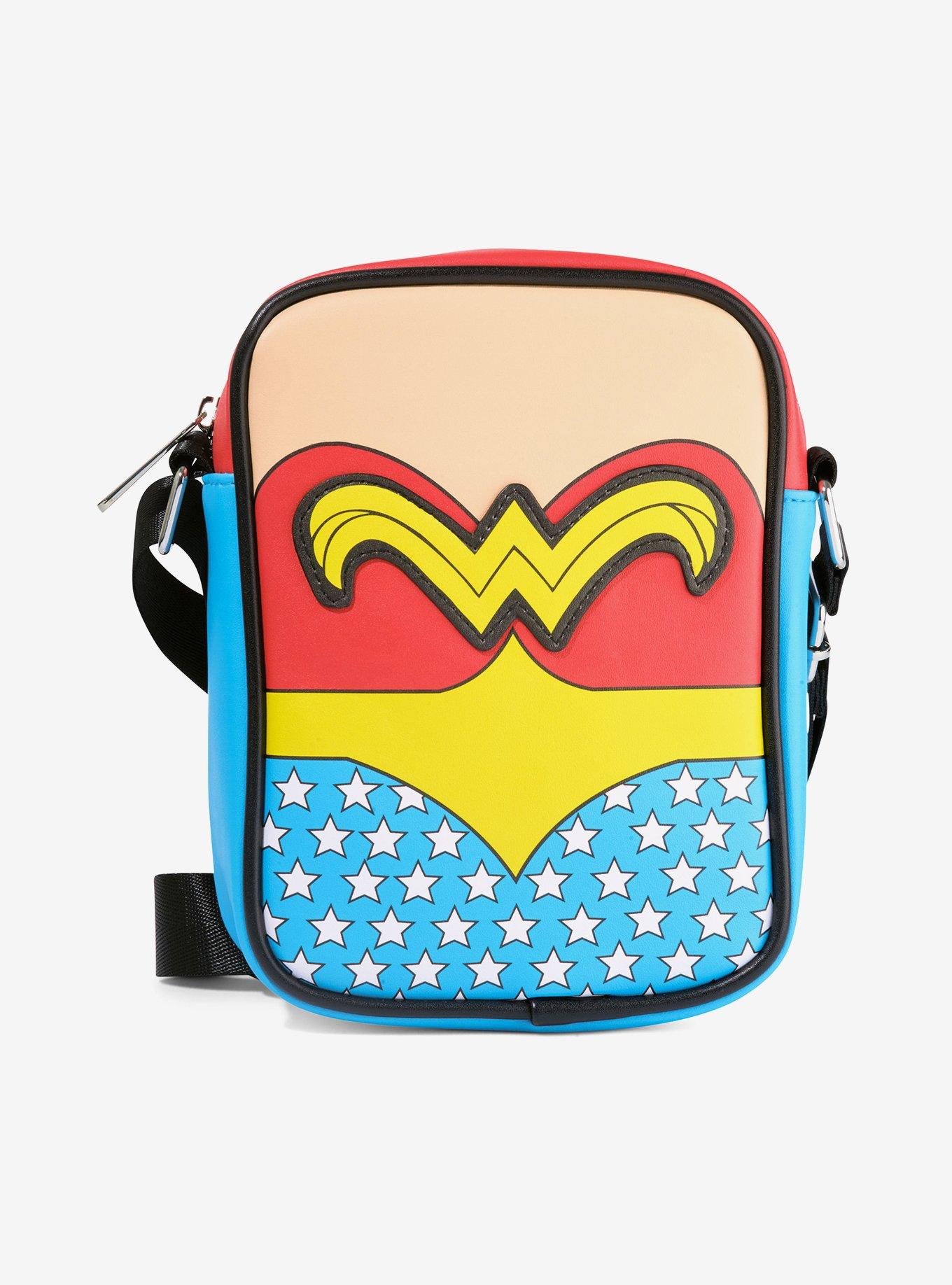 DC Comics Wonder Woman Body Character Close Up Crossbody Bag, , hi-res