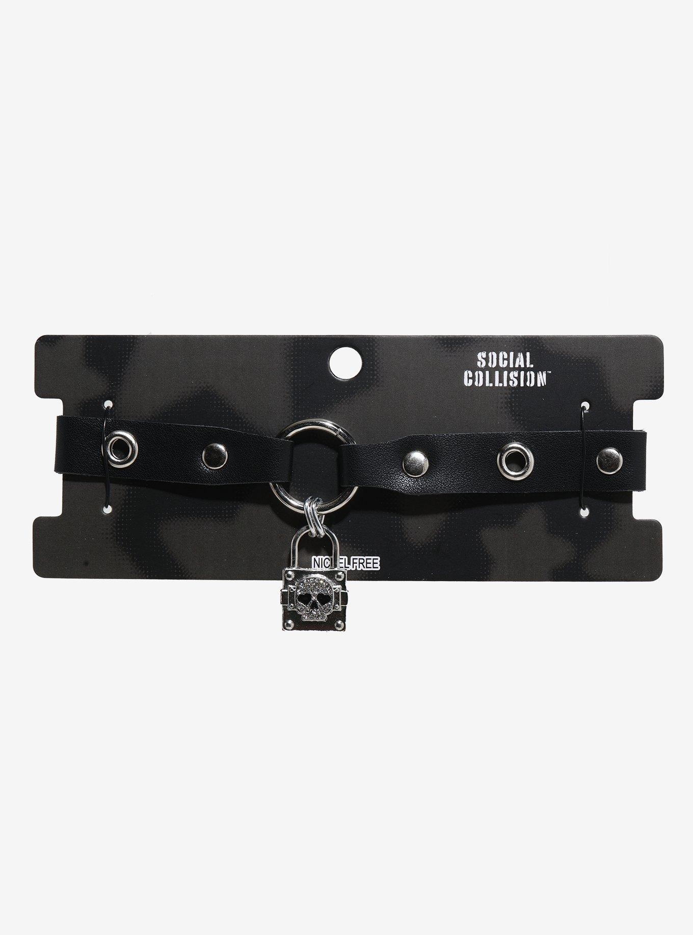 Social Collision Skull Padlock Choker, , hi-res