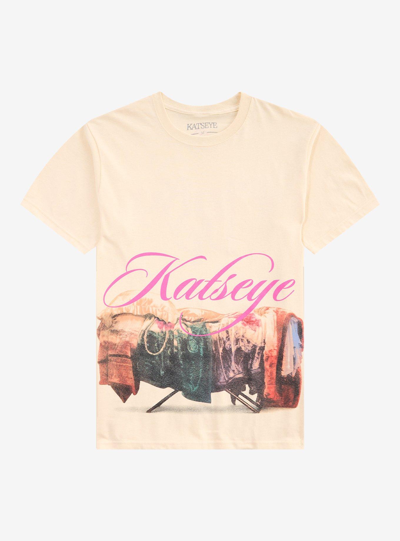 KATSEYE Pinky Up Clothes Pile T-Shirt, , hi-res
