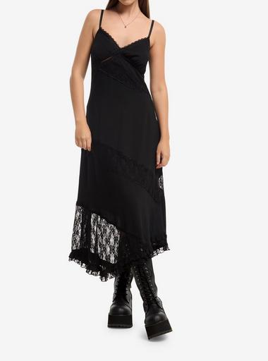 Social Collision Asymmetrical Lace Panel Midaxi Dress