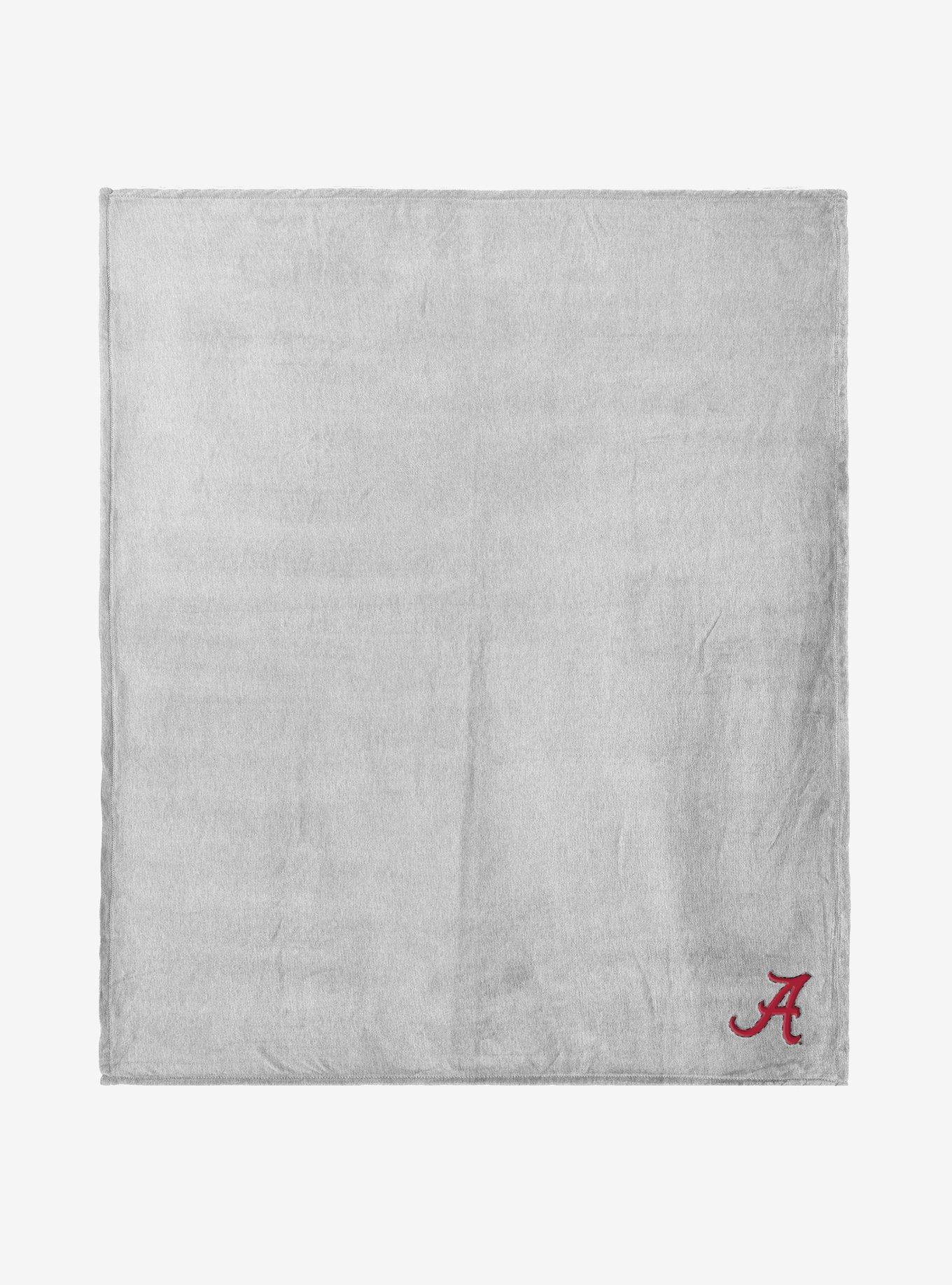 NCAA Alabama Crimson Tide Logo Sweatshirt Throw Blanket, , hi-res