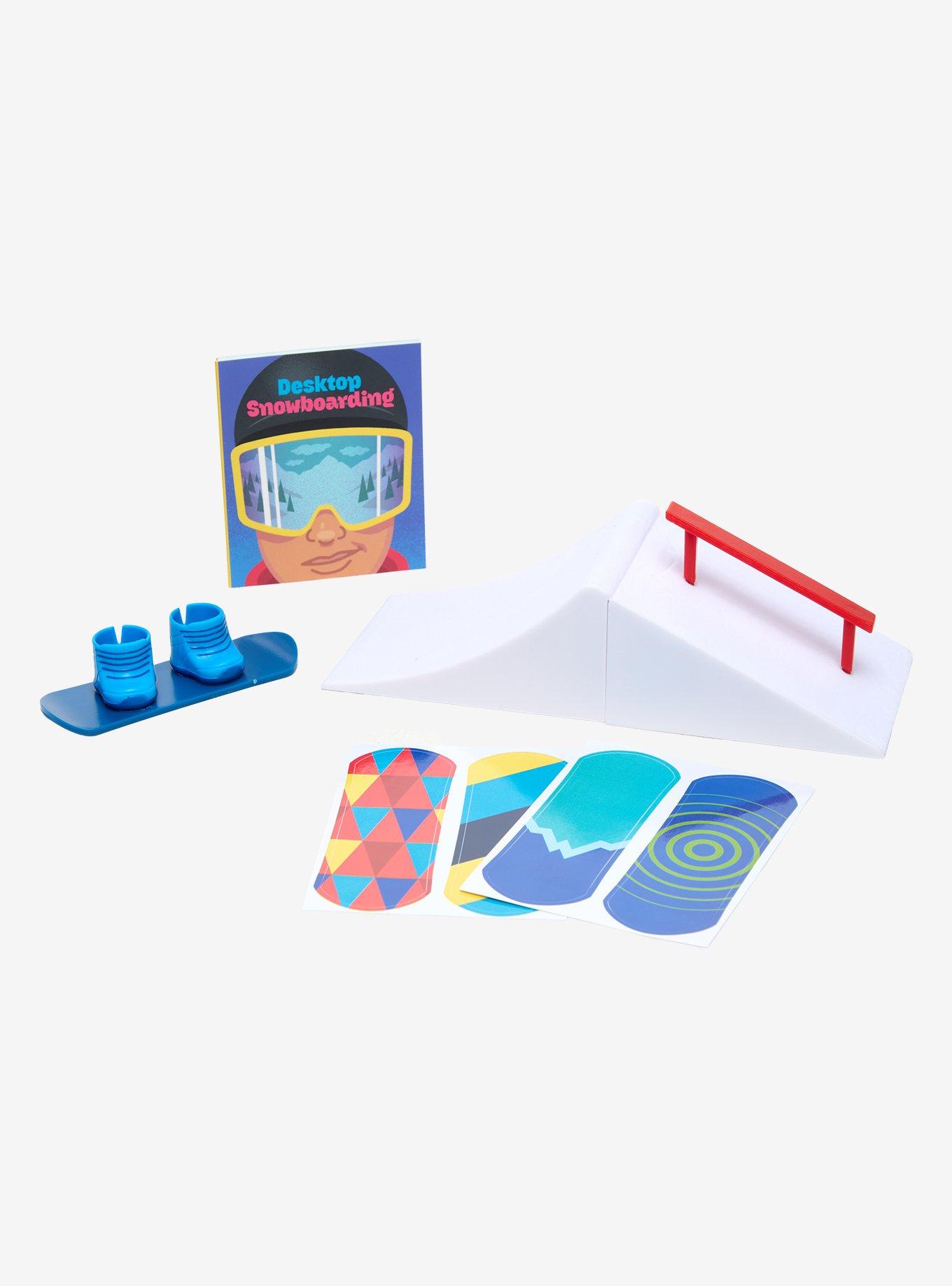 Desktop Snowboarding Game, , hi-res